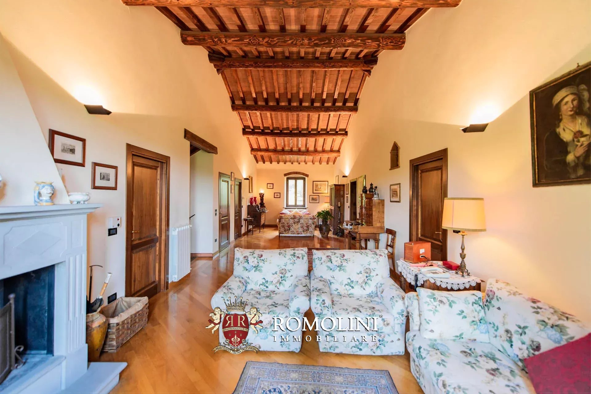 6 Bedroom Villa/Townhouse's Image 44