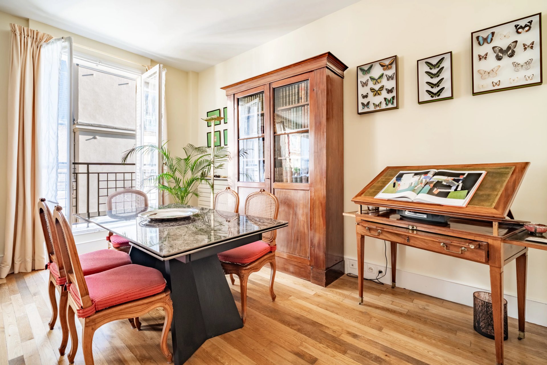 3 Bedroom Apartment/Flat's Image 4