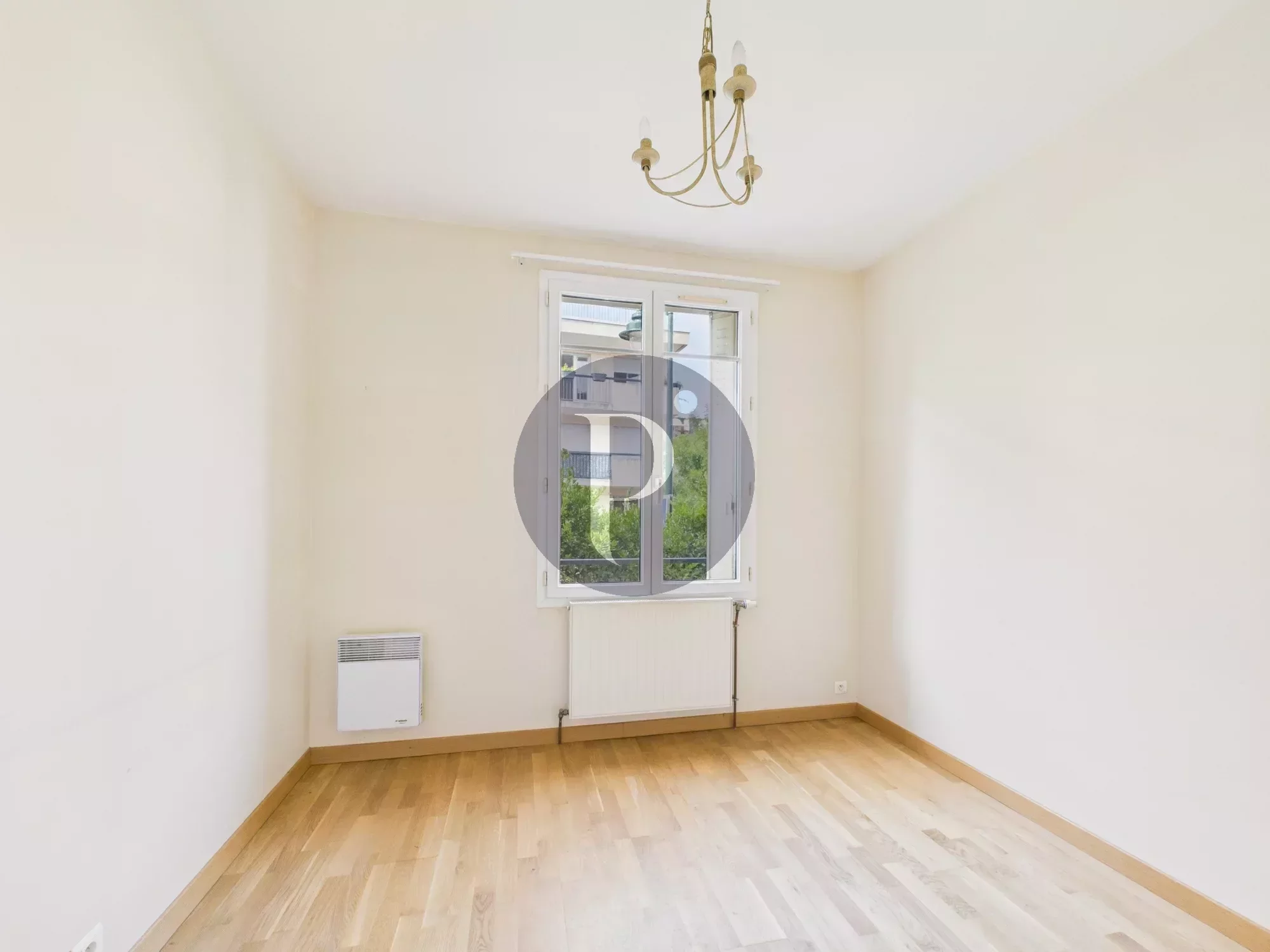 vente-maison de ville-4-pieces-le-plessis-robinson-86008453