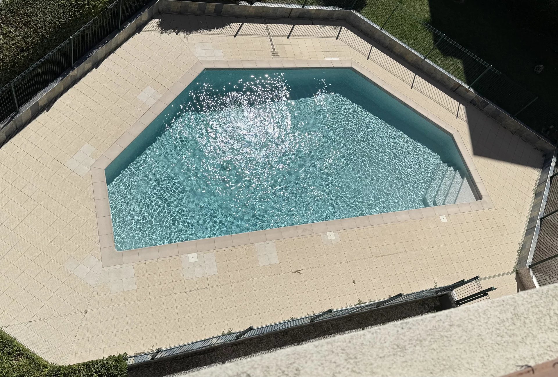CAGNES SUR MER/ST VERAN/TOP FLOOR/4P/PARKING/POOL