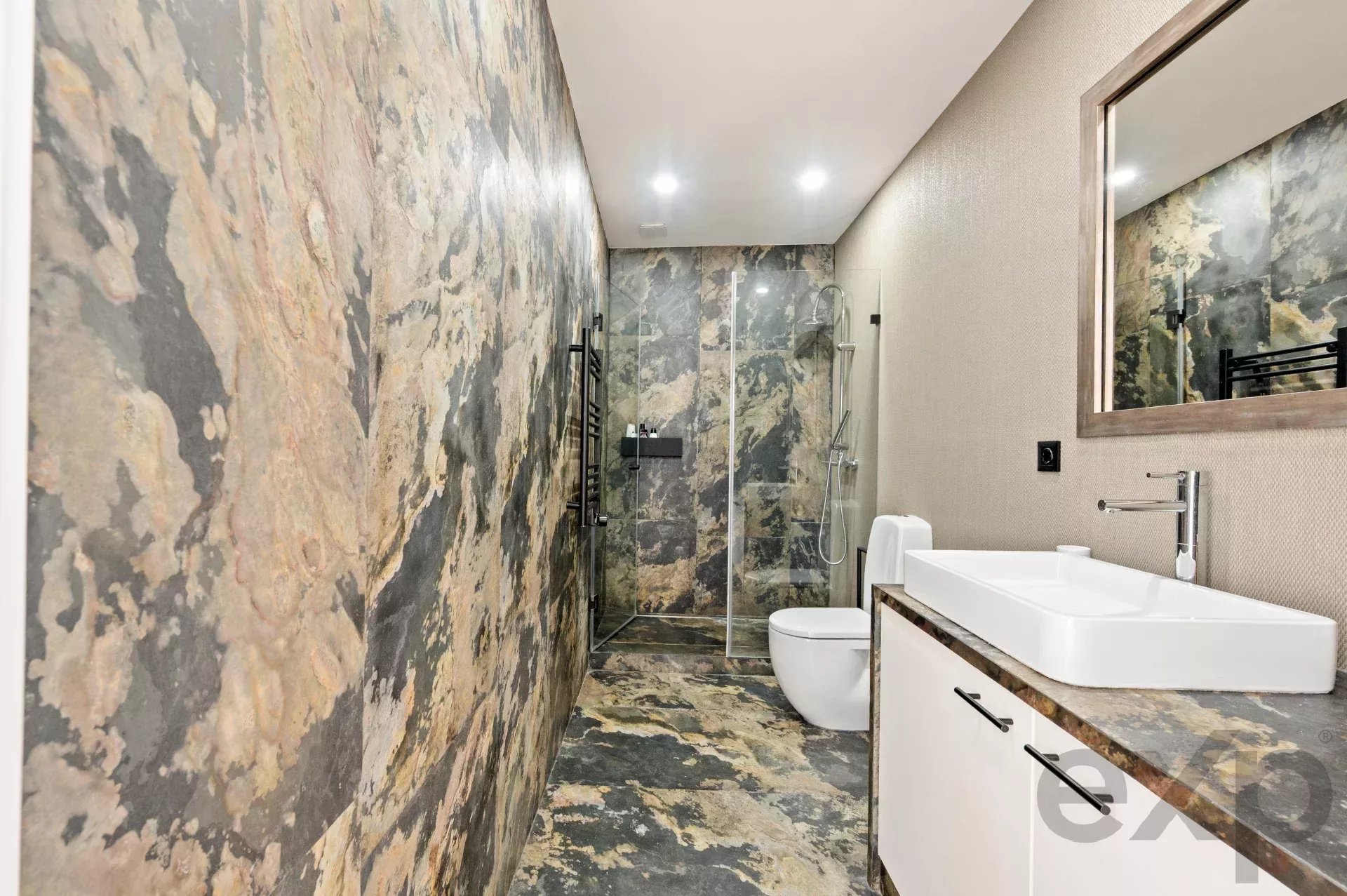Elegant T2 + 1 Penthouse in Downtown Lisbon 86935832 image 8