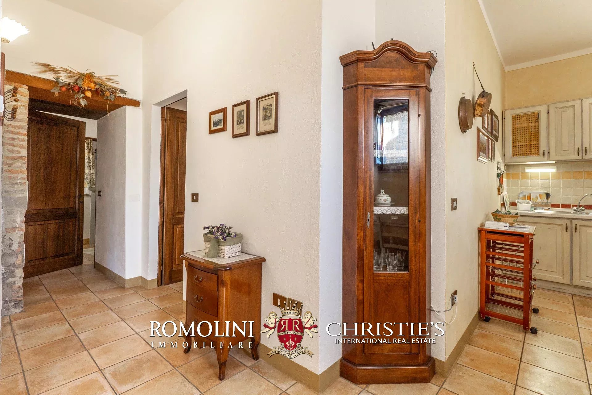 7 Bedroom Villa/Townhouse's Image 66