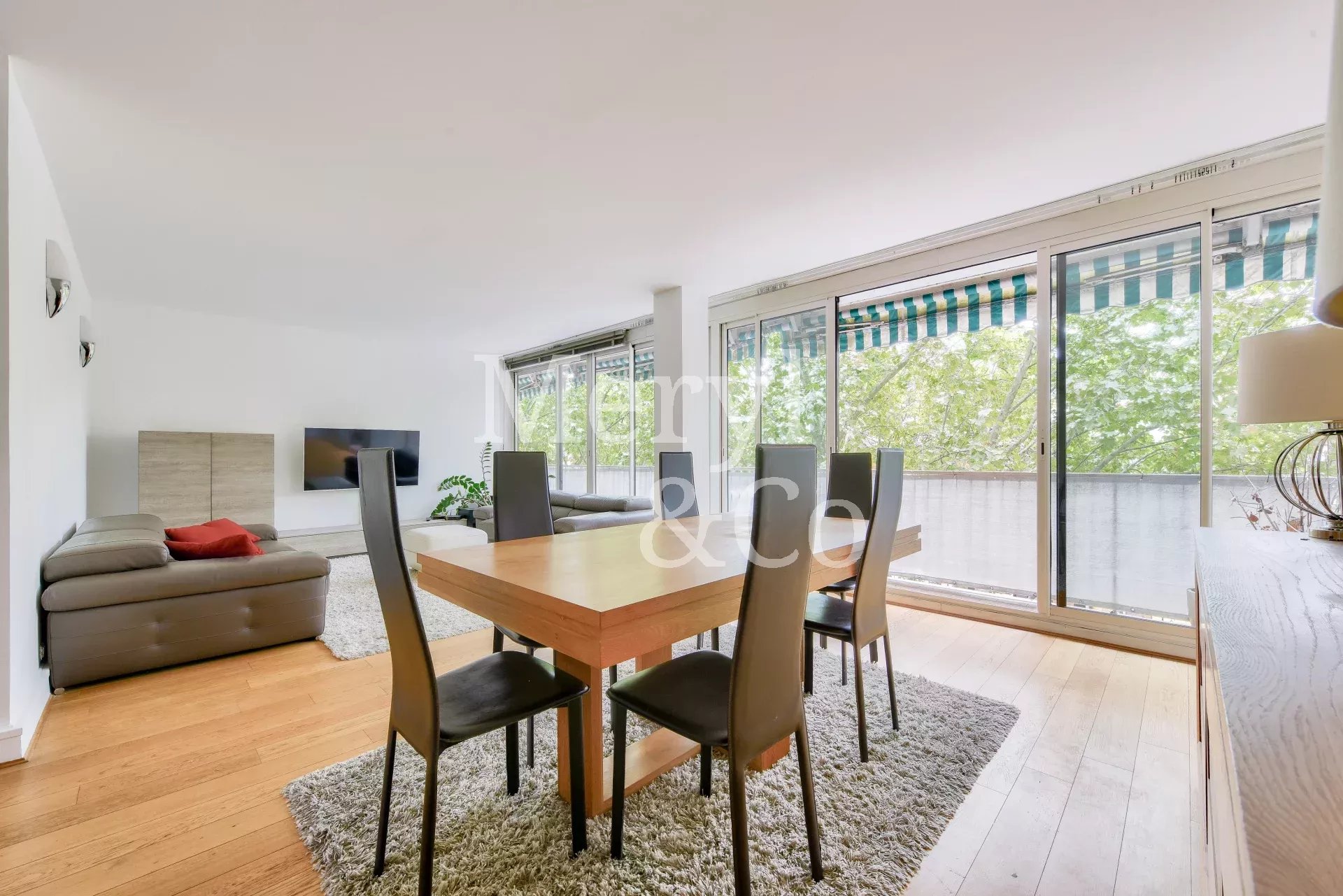 Agence immobilière de 