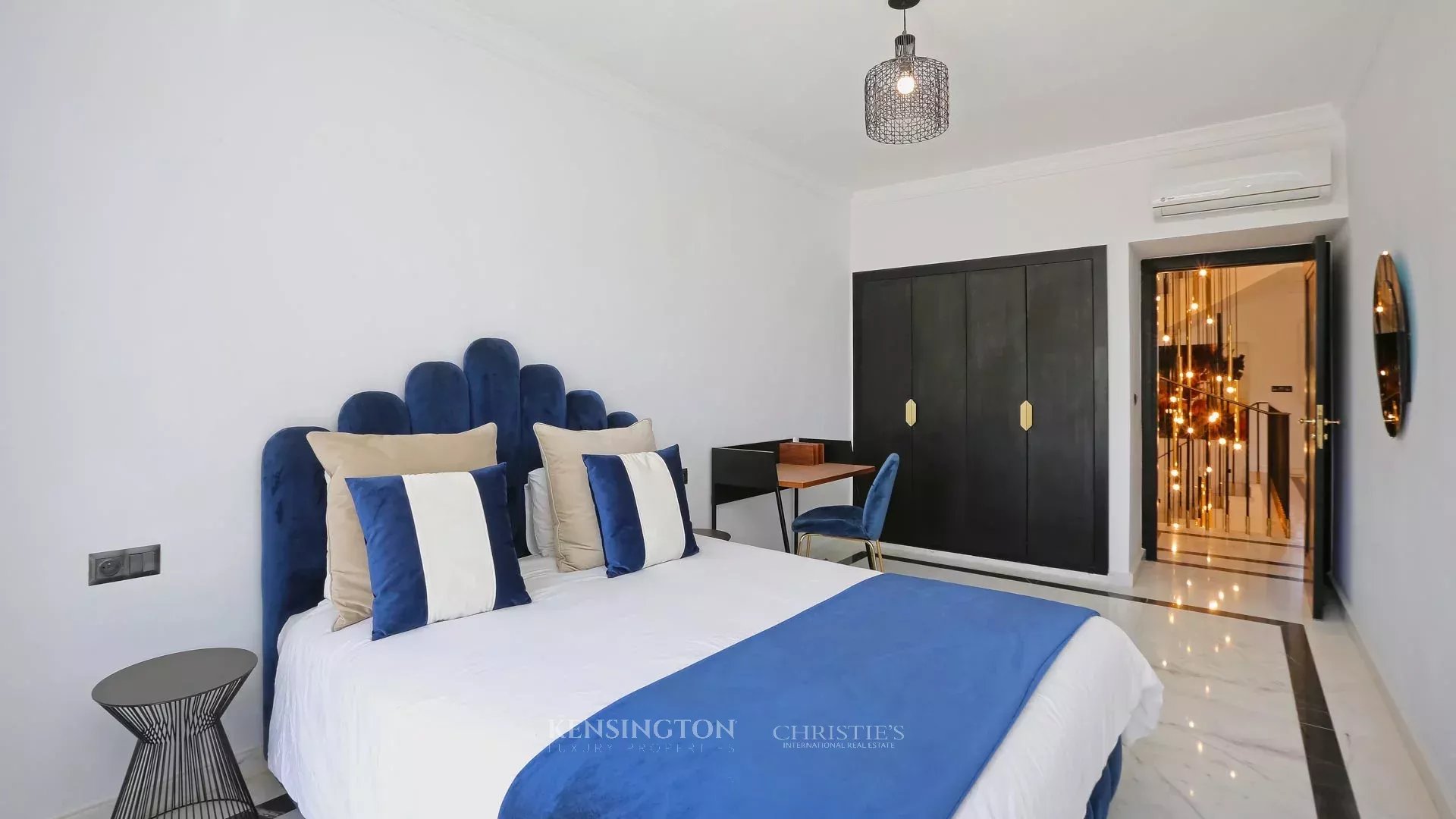 4 Bedroom Villa/Townhouse's Image 10