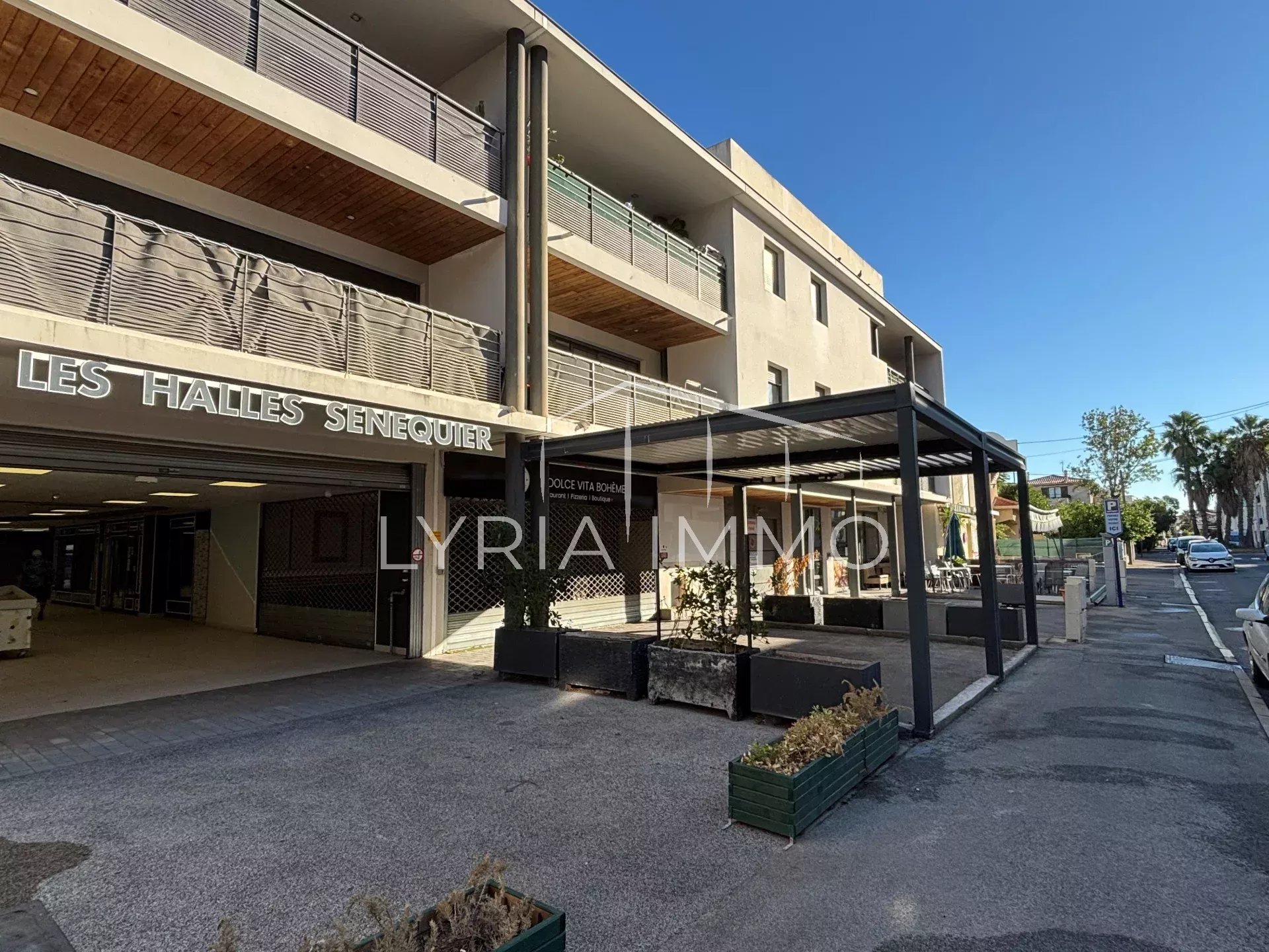 Agence immobilière de 