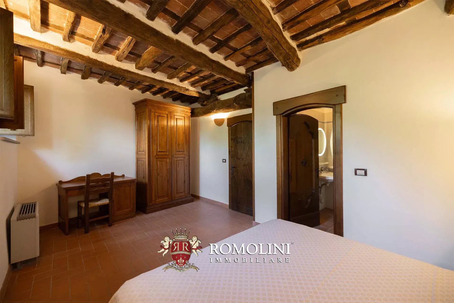 11 Bedroom Villa/Townhouse's Image 38
