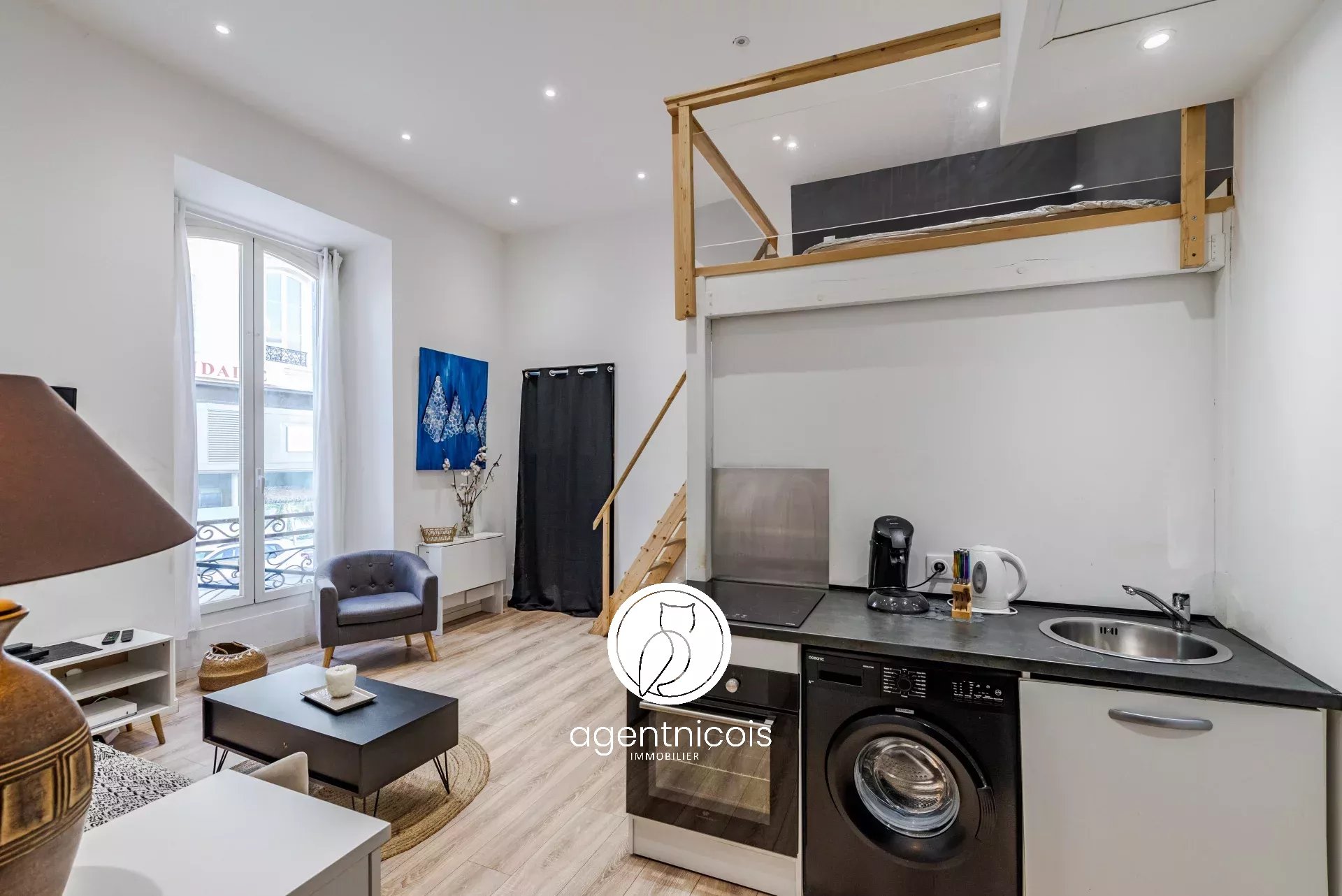 Agence immobilière de 