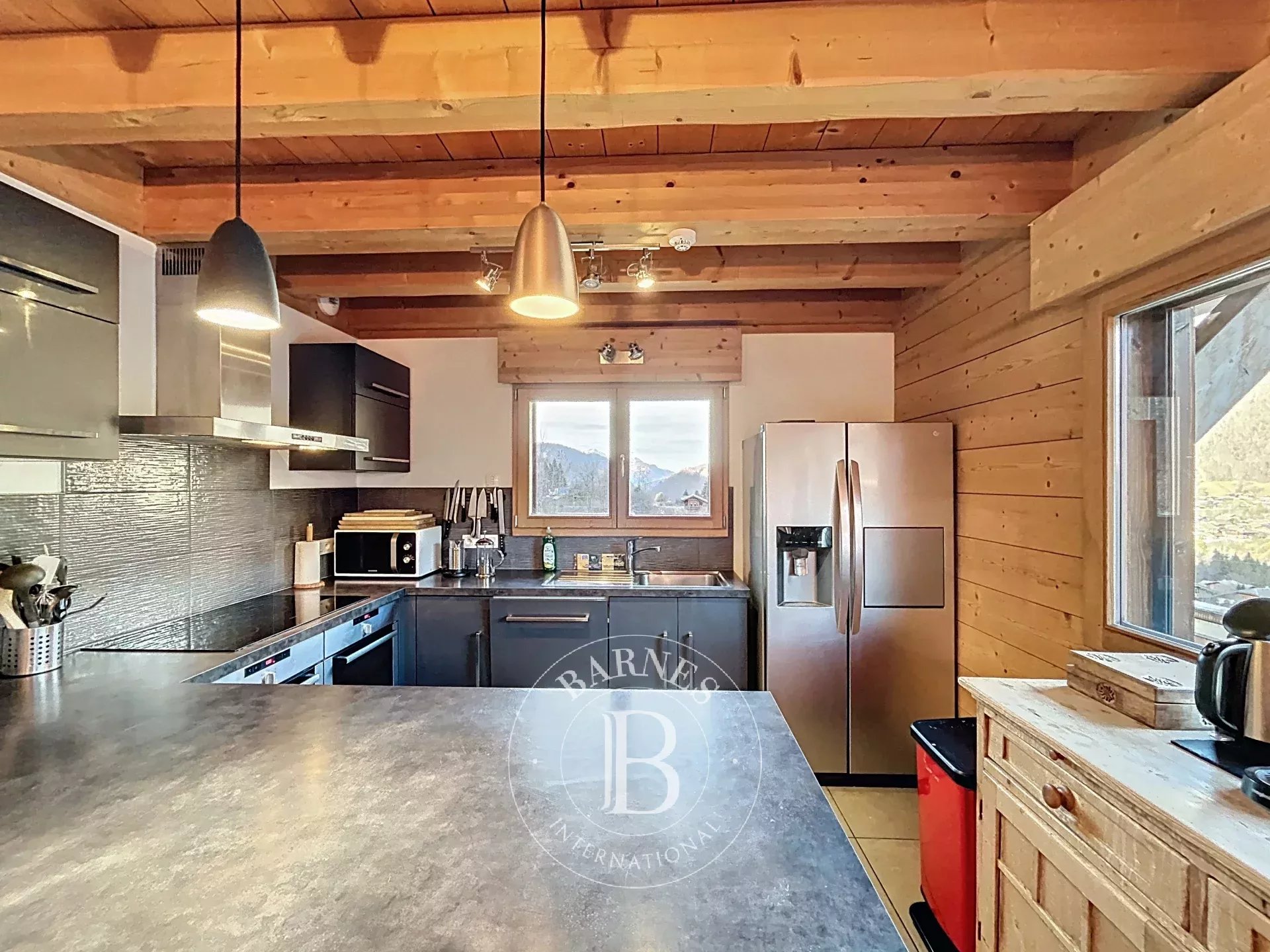 Photo of Morzine – Contemporary Chalet – 230 sqm – 7 Bedrooms – Mountain Views