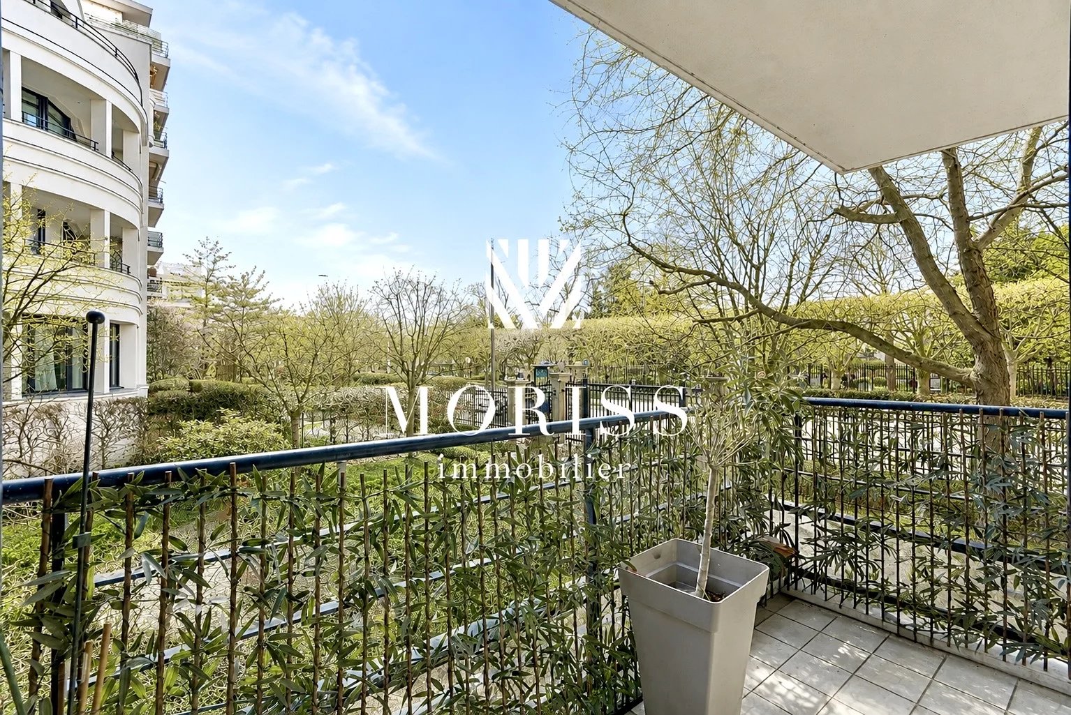 GRAND 3 PIÈCES - 82 m² - COURBEVOIE – BÉCON LES BRUYÈRES - Image Array