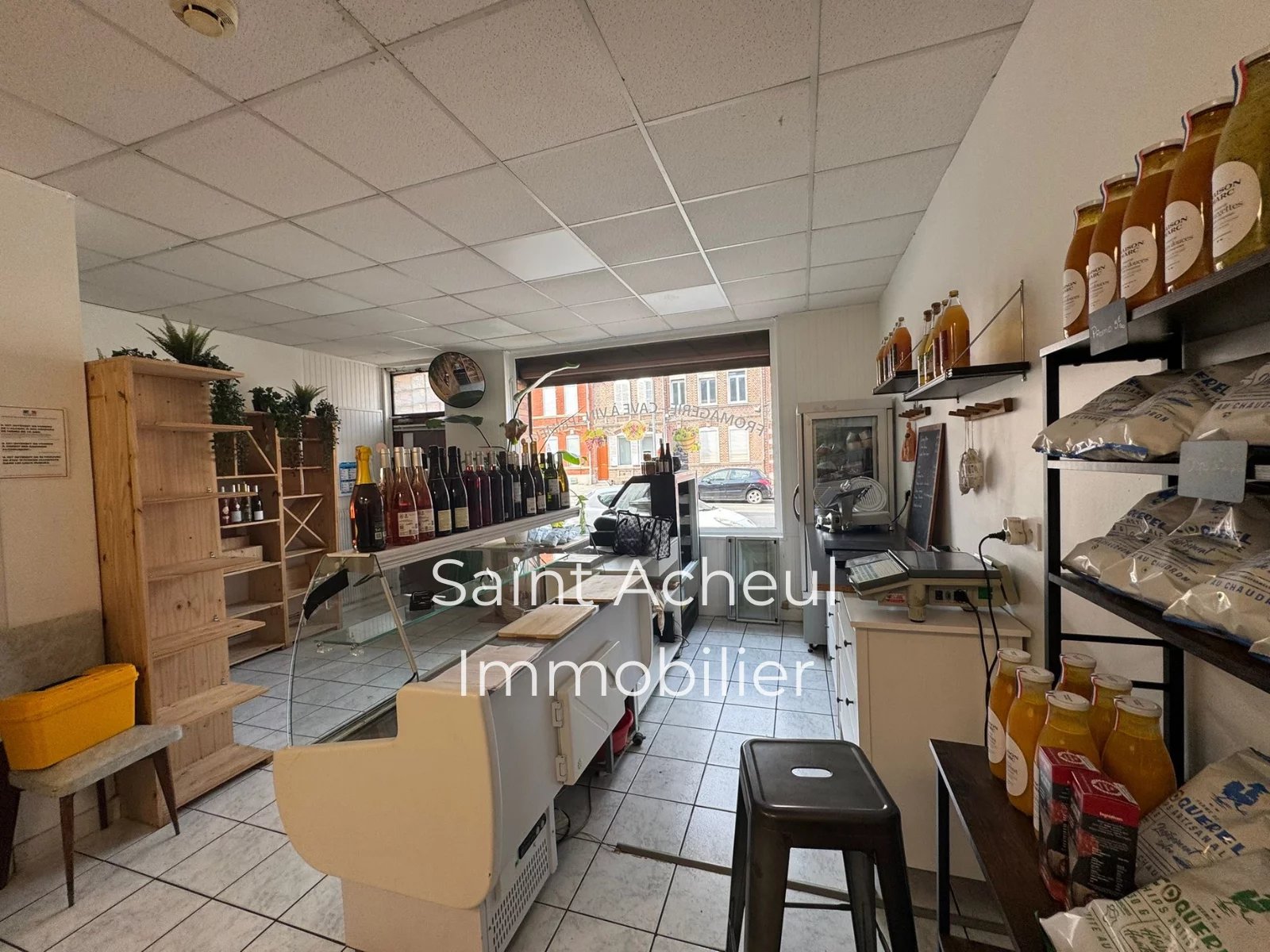 Quartier Saint Acheul / Maison avec Commerce et Cour — photo 3
