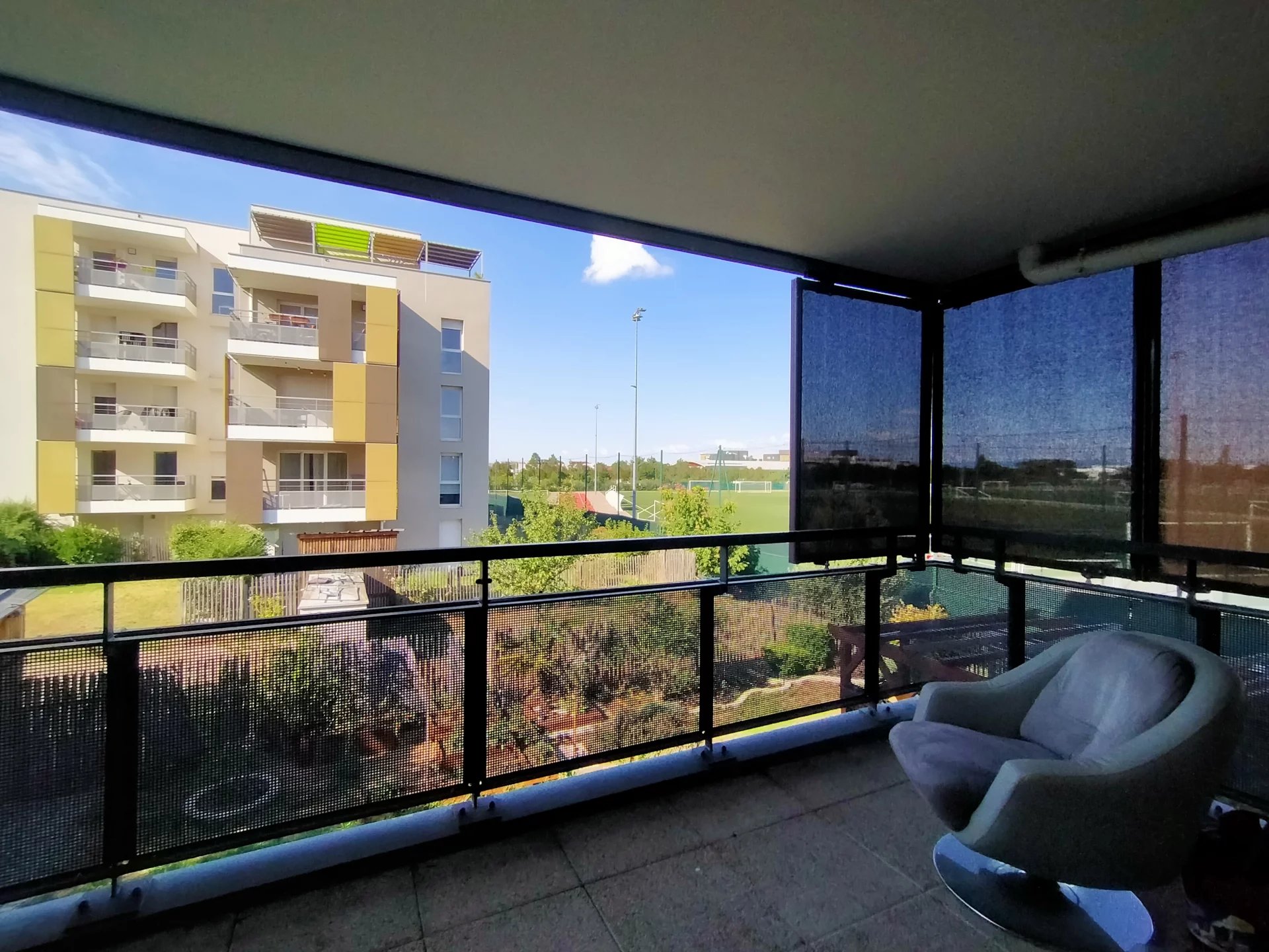 84811766 Location Meyzieu