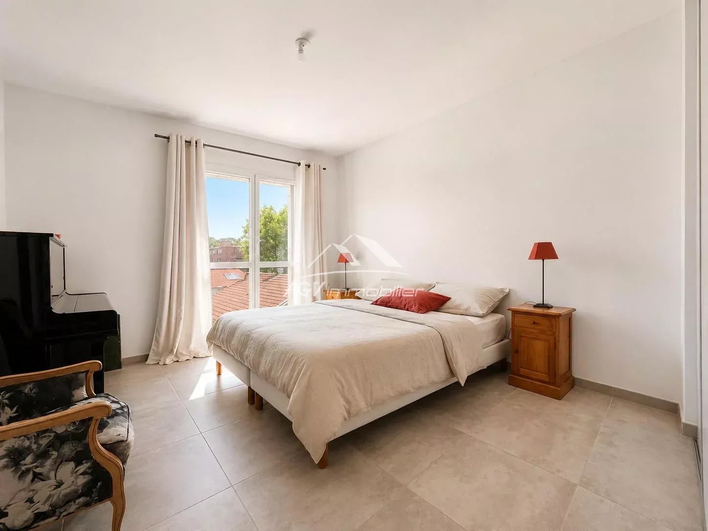 Appartement - Résidence sécurisée - 4 chambres - Alès
