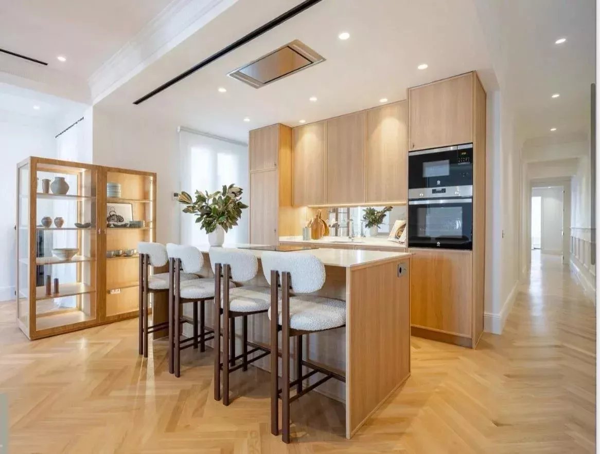 Exclusive Apartment Under Renovation Steps from El Retiro – Goya