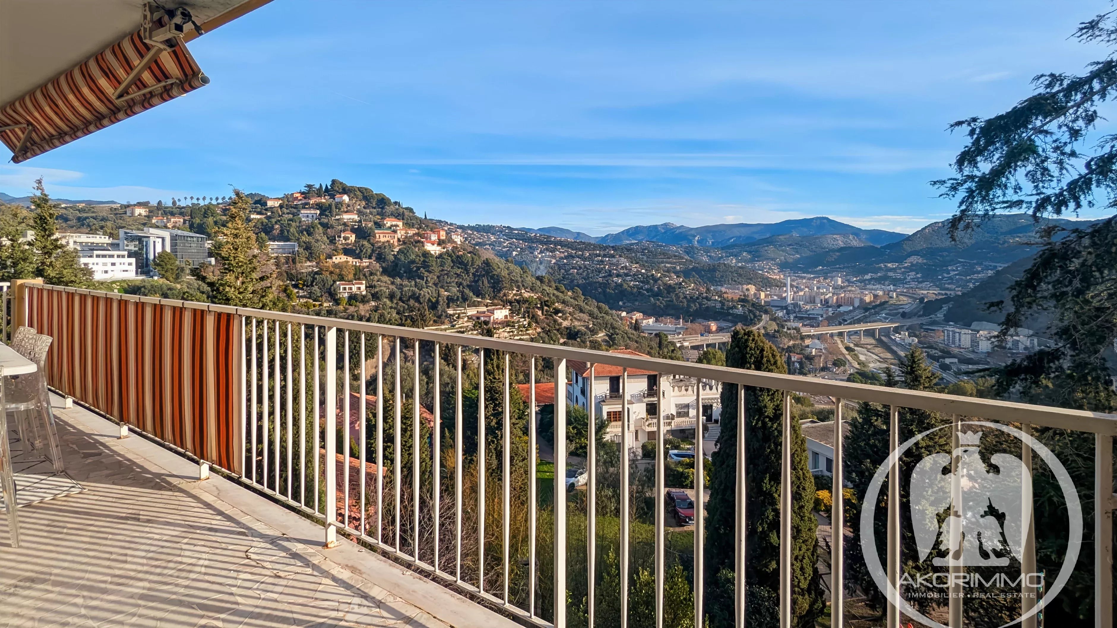 Appartamento  - 4 stanze  - 100.87 m2 -