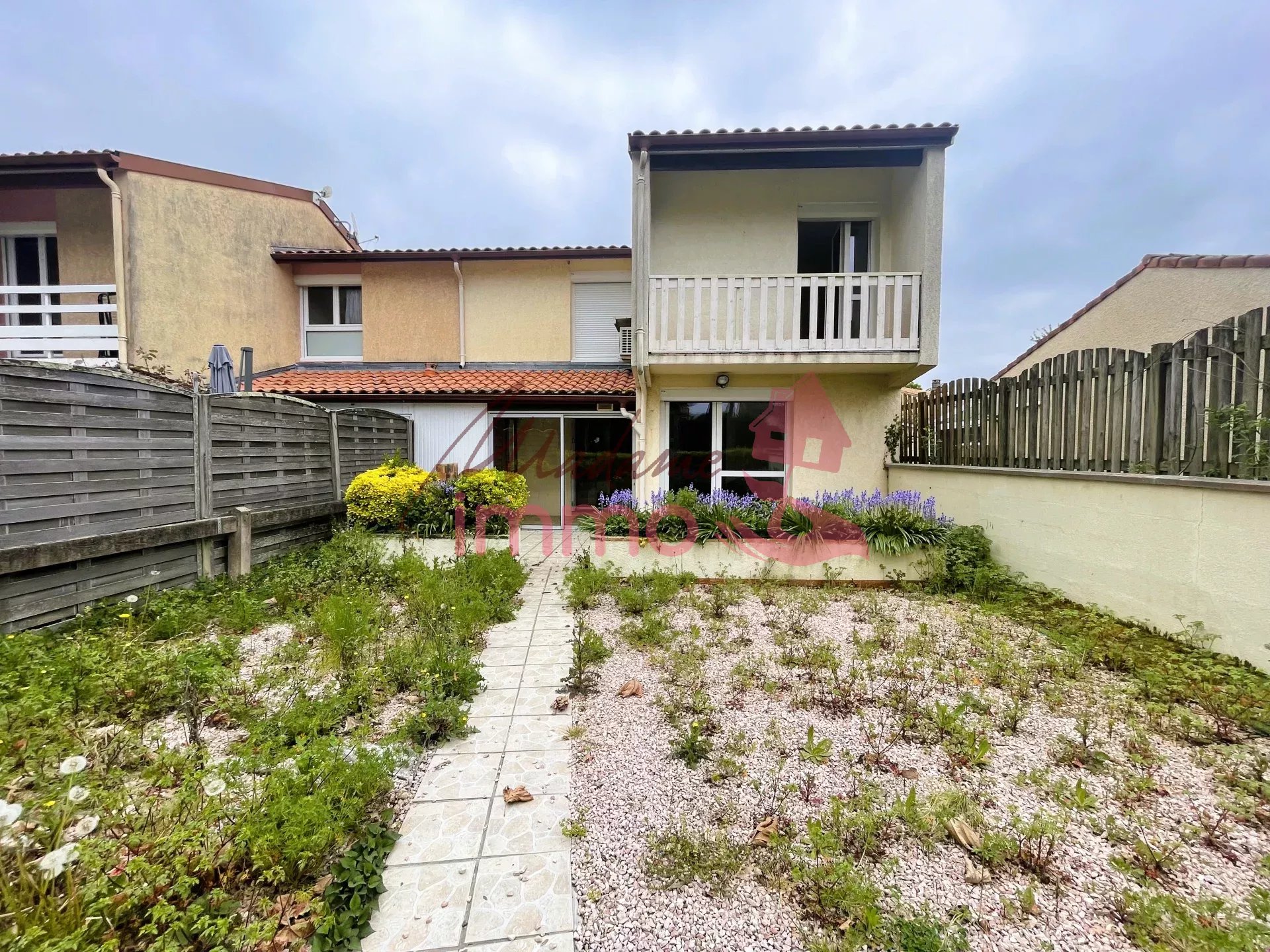 Agence immobilière de 