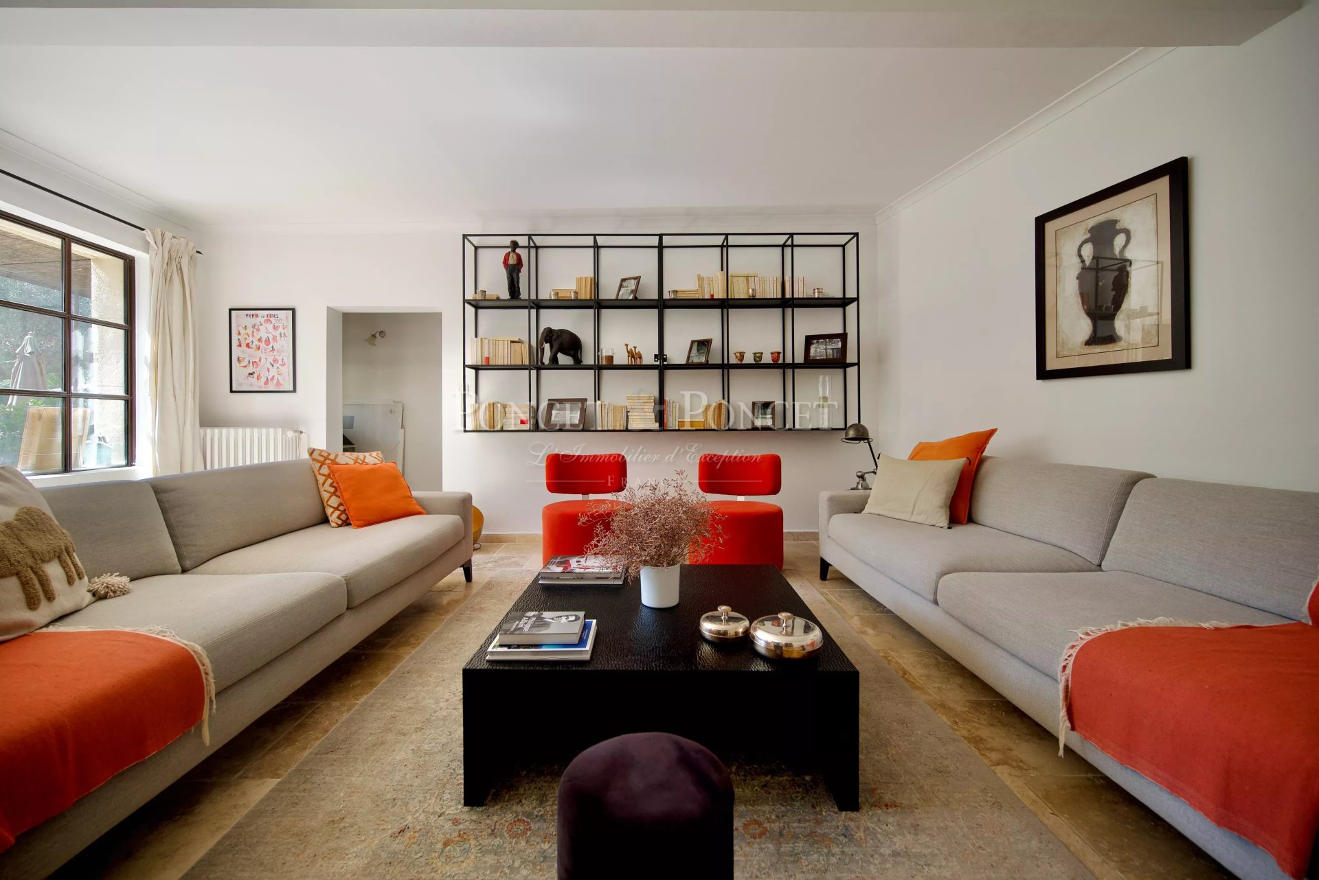 7 Bedroom Villa/Townhouse's Image 4