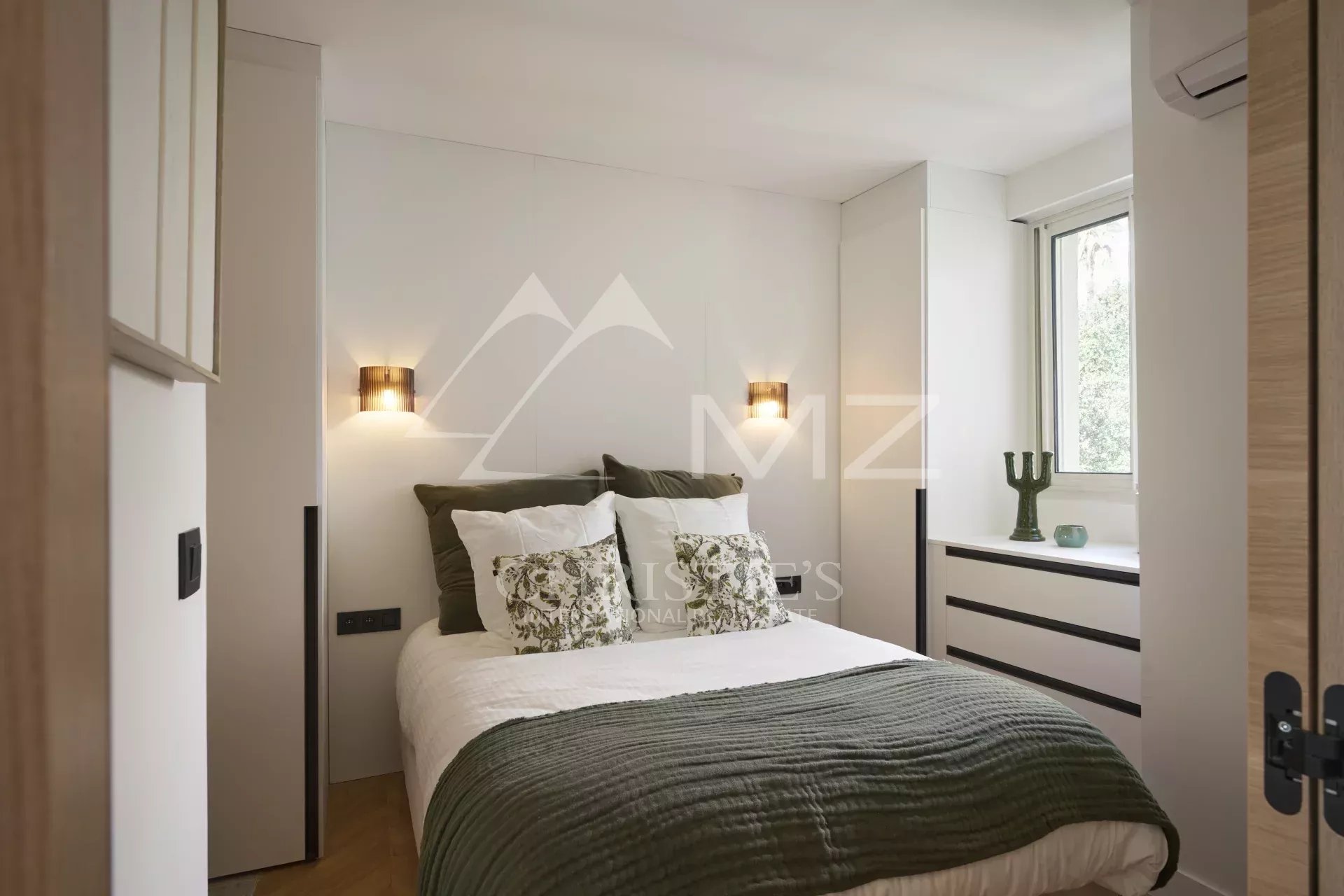 2 Bedroom Apartment/Flat's Image 6