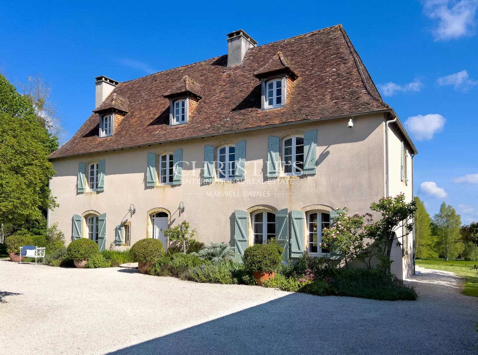 4 Bedroom Villa/Townhouse's Image 17