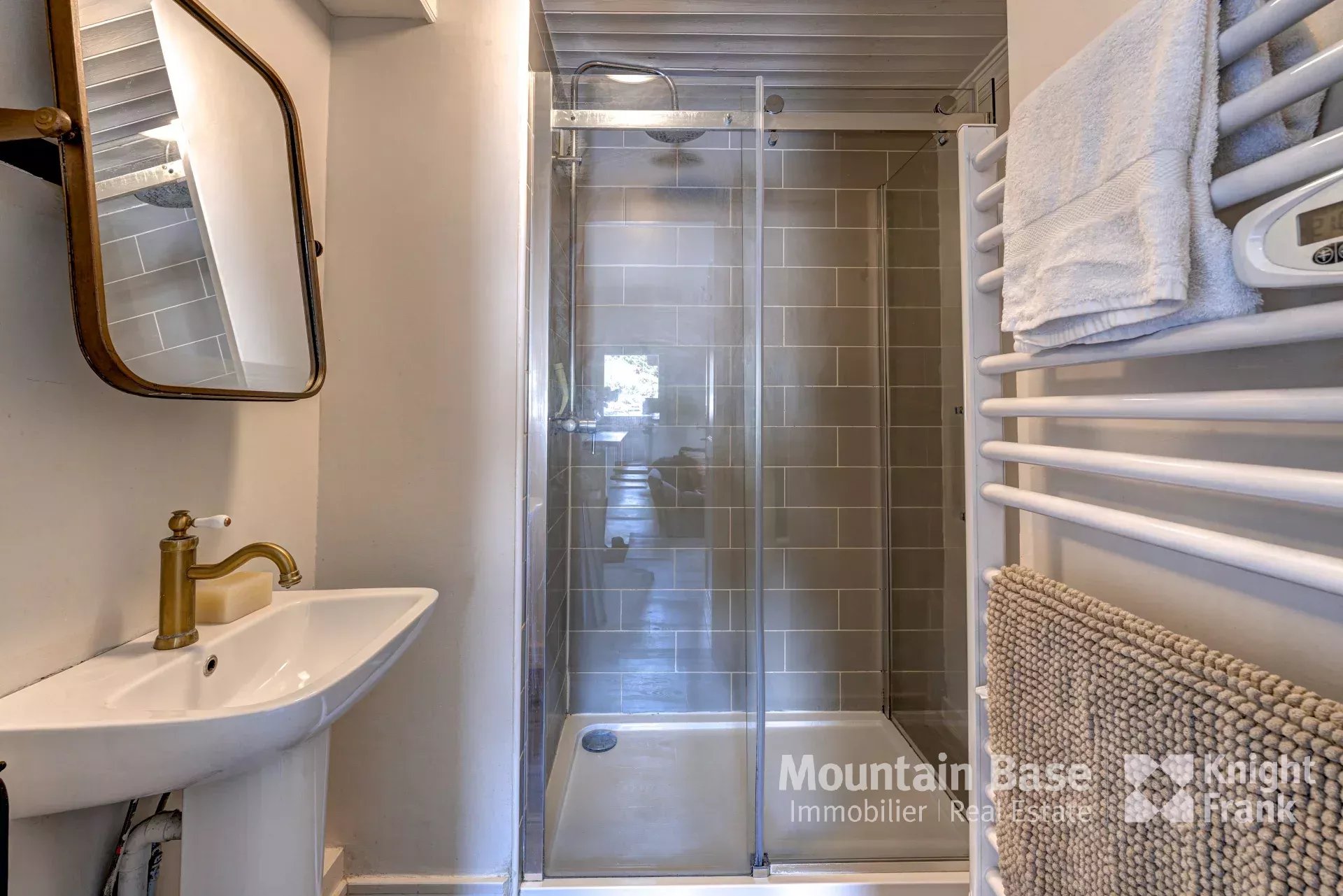 Photo of A 3 bedroom apartment with garden in the heights of Les Houches