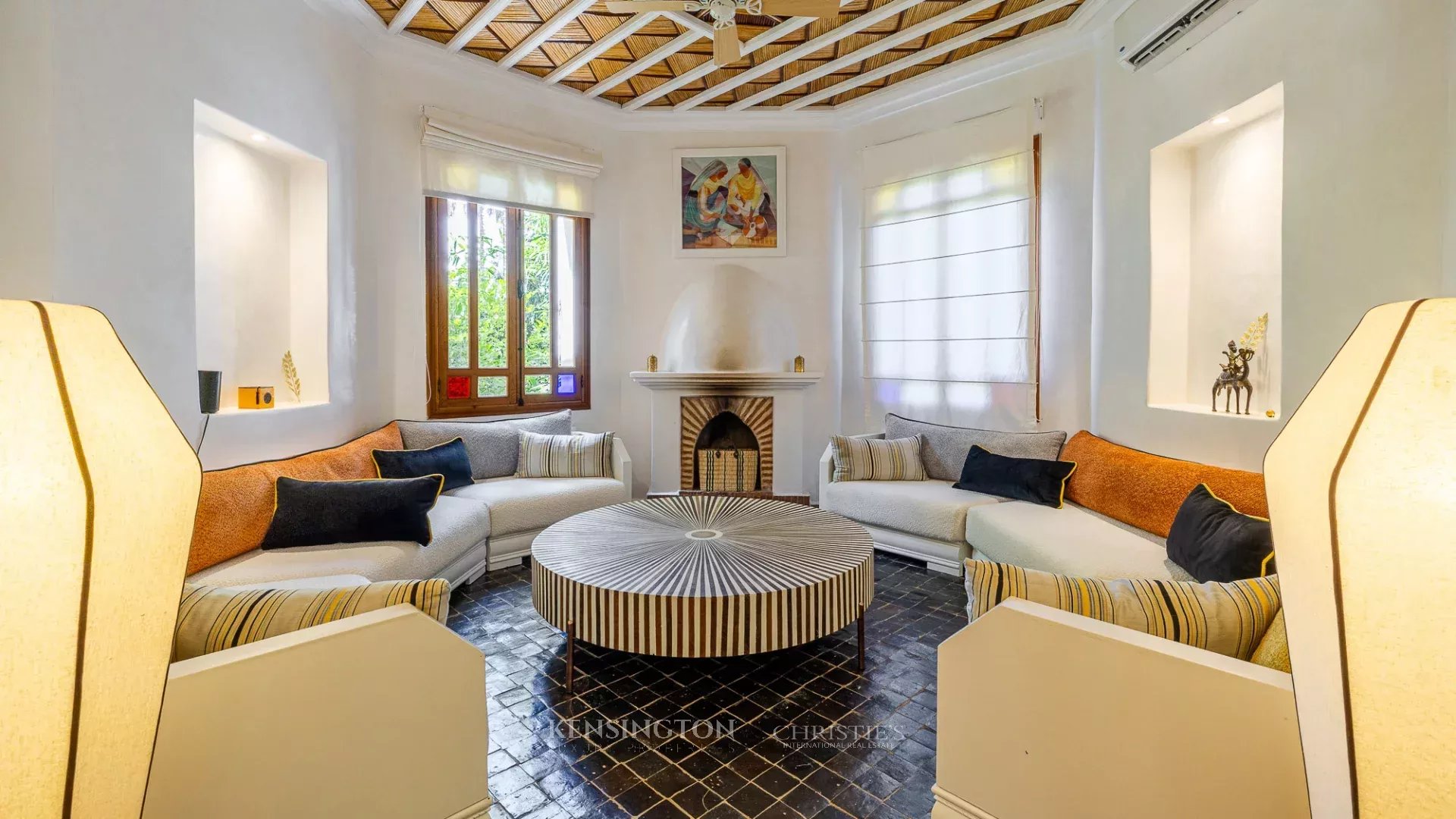 6 Bedroom Villa/Townhouse's Image 12