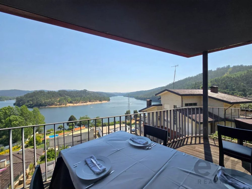 PORTUGAL • EXCLUSIVE INVESTMENT OPPORTUNITY • VIEW OF THE DOURO RIVER