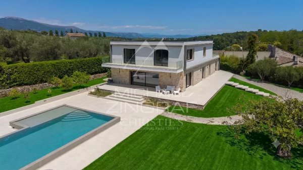 Valbonne - Elegant contemporary villa — photo 1