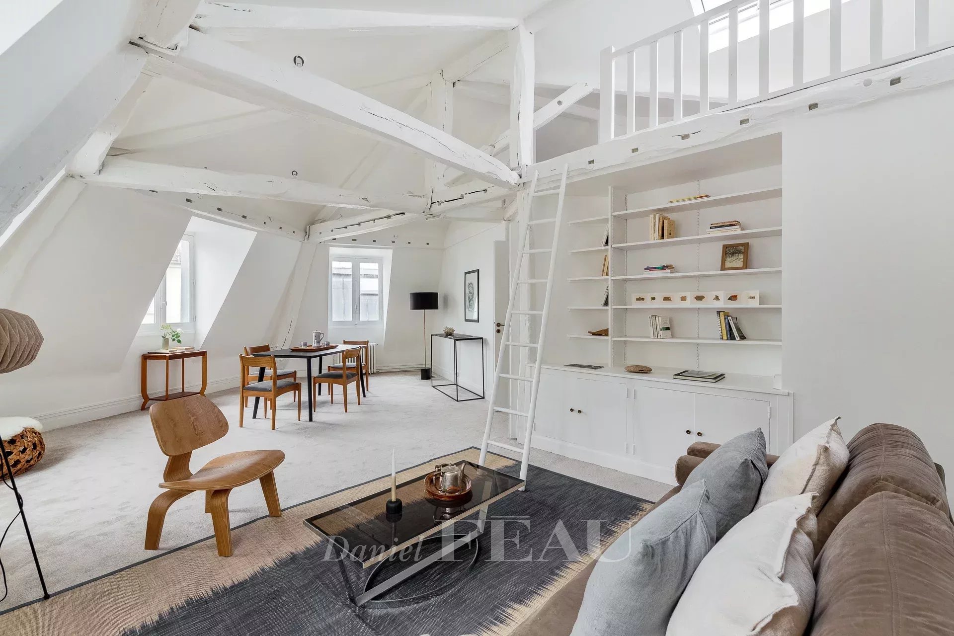 Sale Apartment Paris 6th