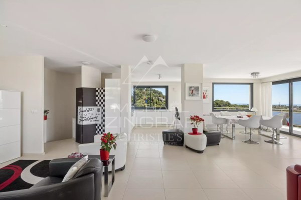 Near Nice – Colomars – Stunning character property with exceptional panoramic views — photo 5
