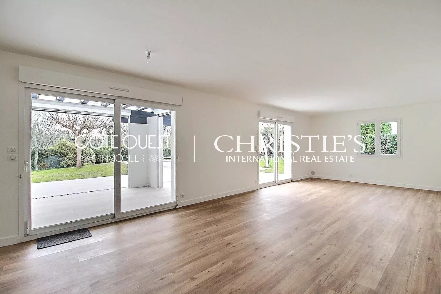 4 Bedroom Villa/Townhouse's Image 5