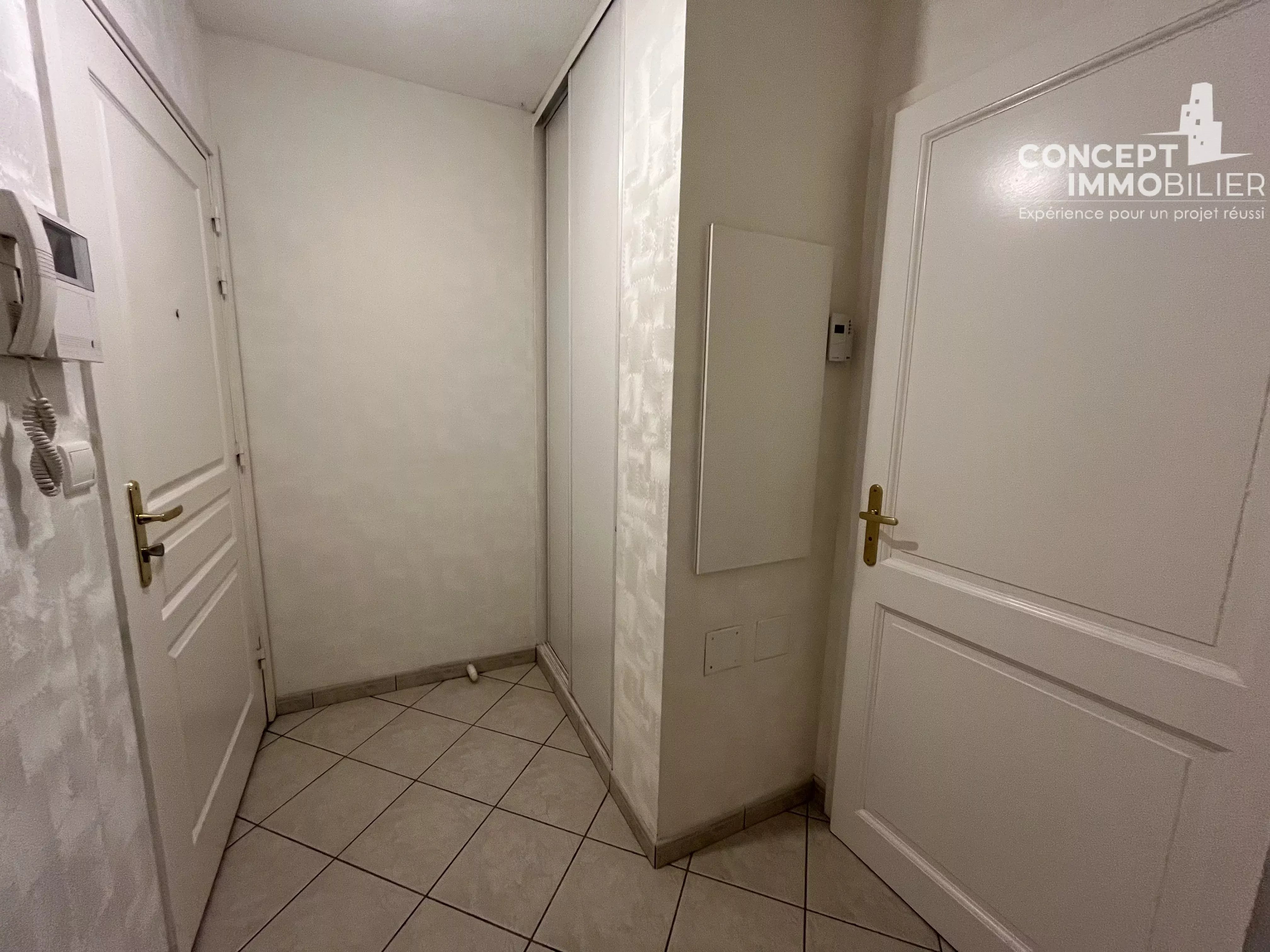 Appartement – THIONVILLE - F2 43 m² avec balcon, garage et cave
