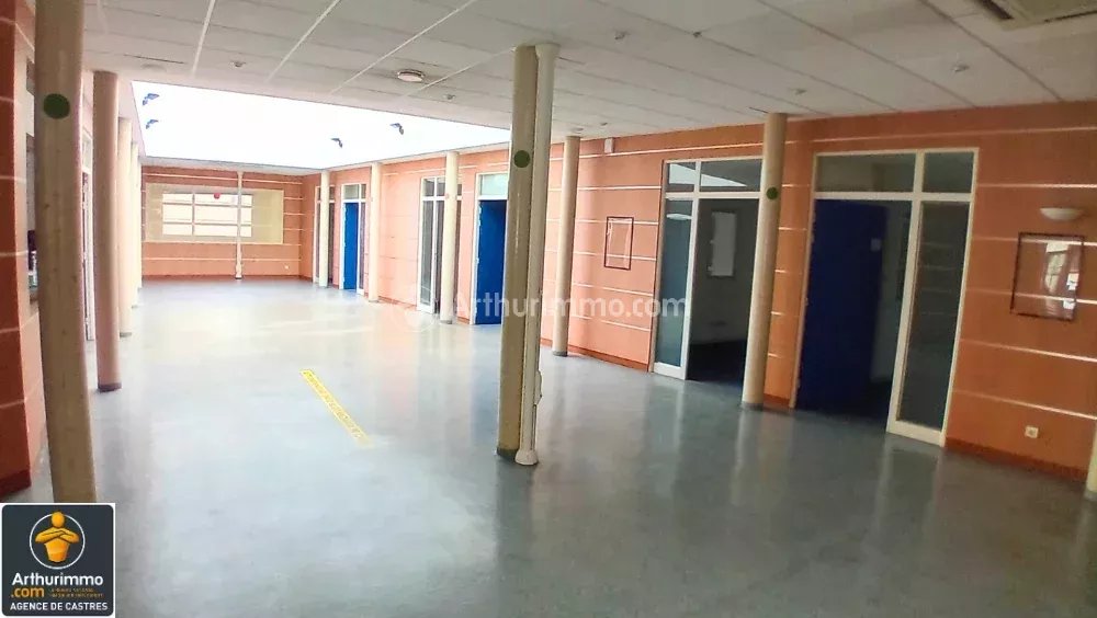 CASTRES CENTRE – IMMEUBLE INDÉPENDANT À USAGE PROFESSIONNEL - Photo 2