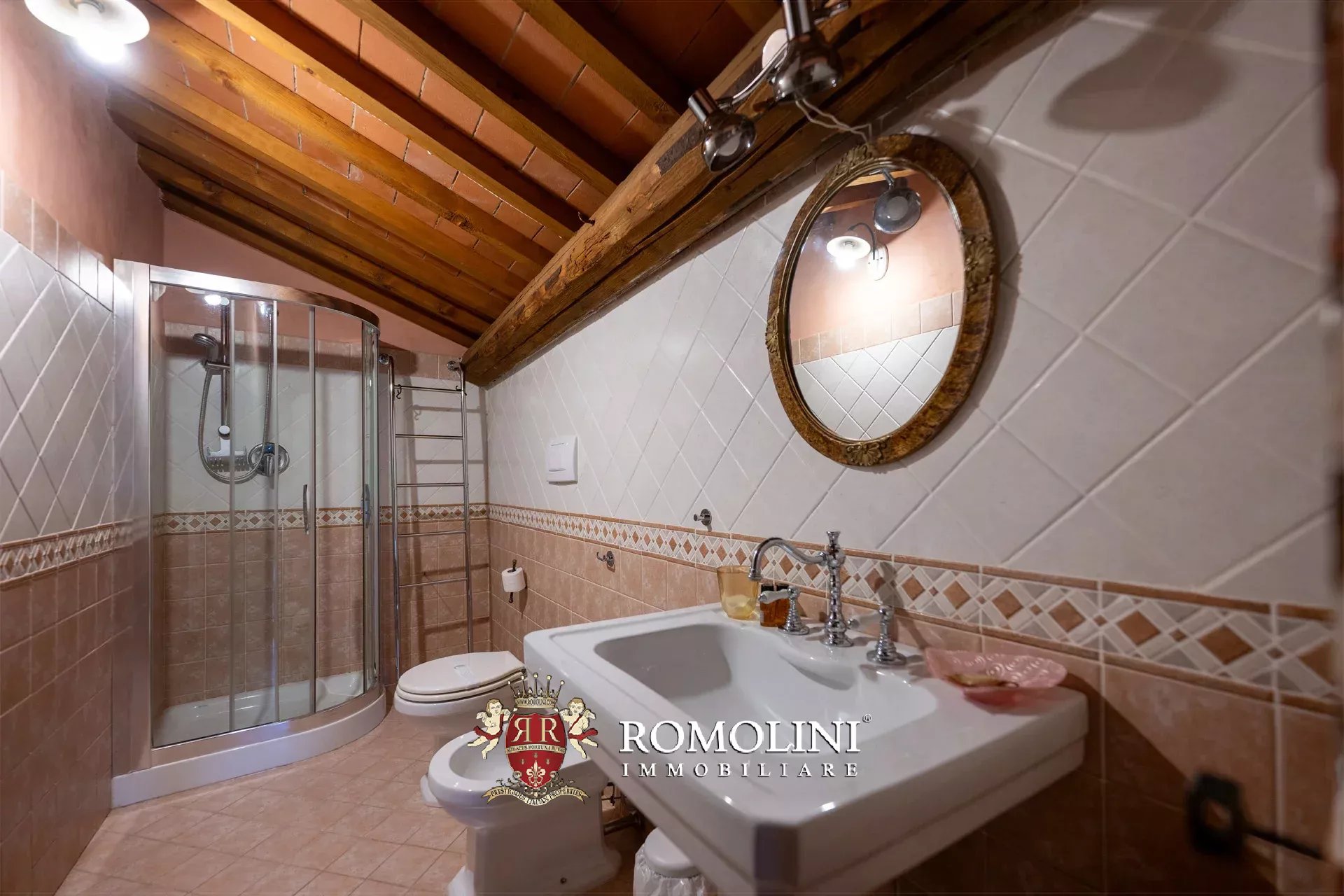 13 Bedroom Villa/Townhouse's Image 44