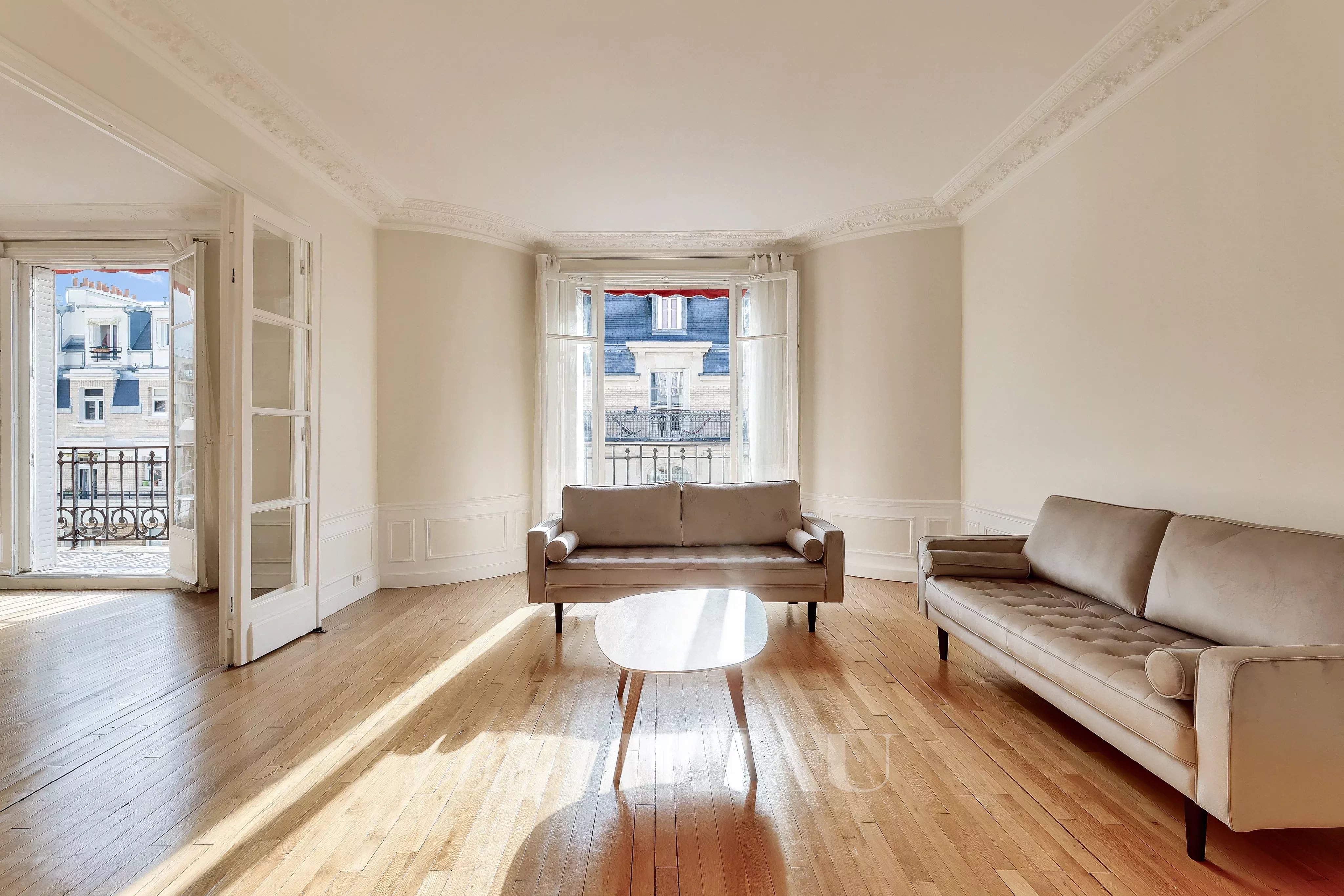 Location Appartement Paris 16ème