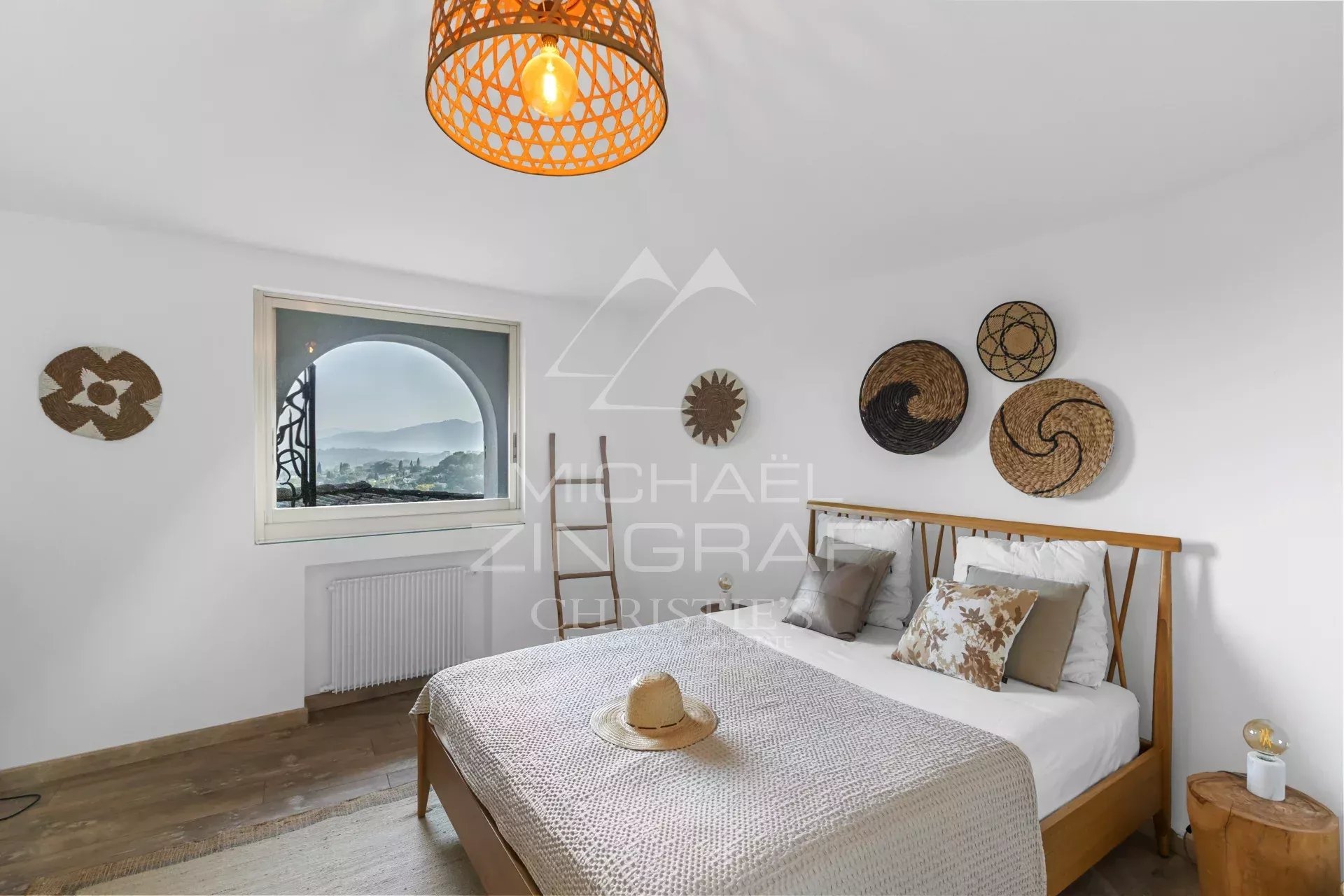 5 Bedroom Villa/Townhouse's Image 6