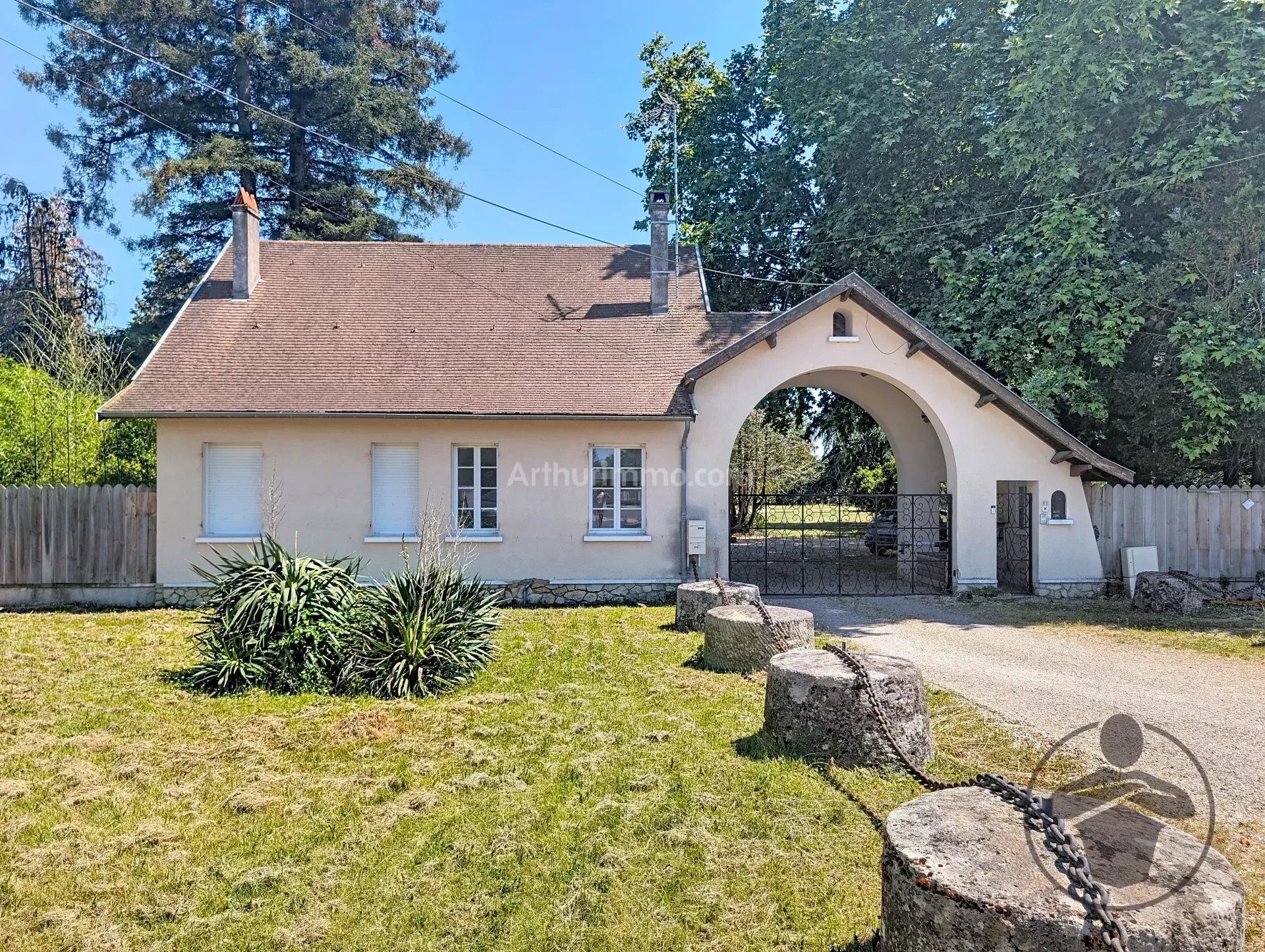 Charmante maison de 3 pièces à Coutras, 100 m²