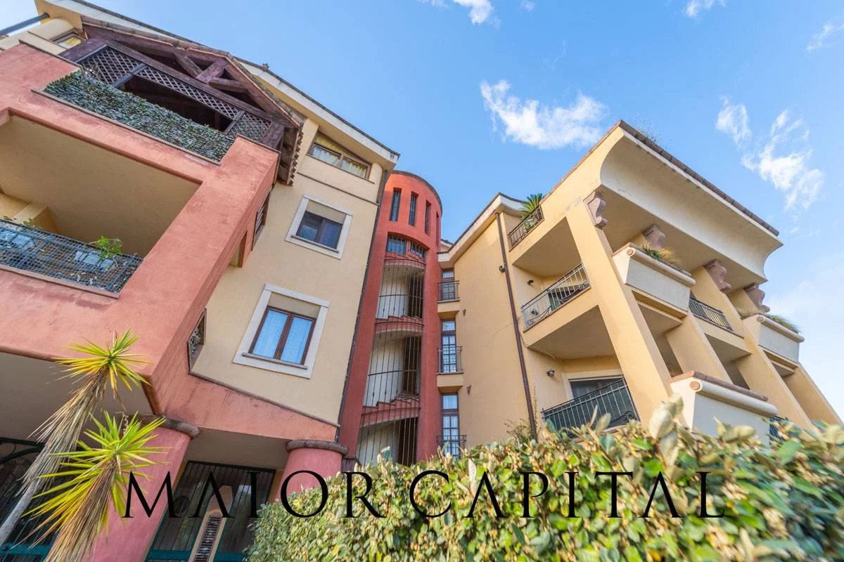 Olbia | Bilocale al secondo piano con cantina e garage