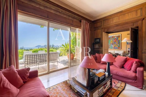 Grand Belle Époque Family Estate in Cannes with Panoramic Sea Views — photo 6