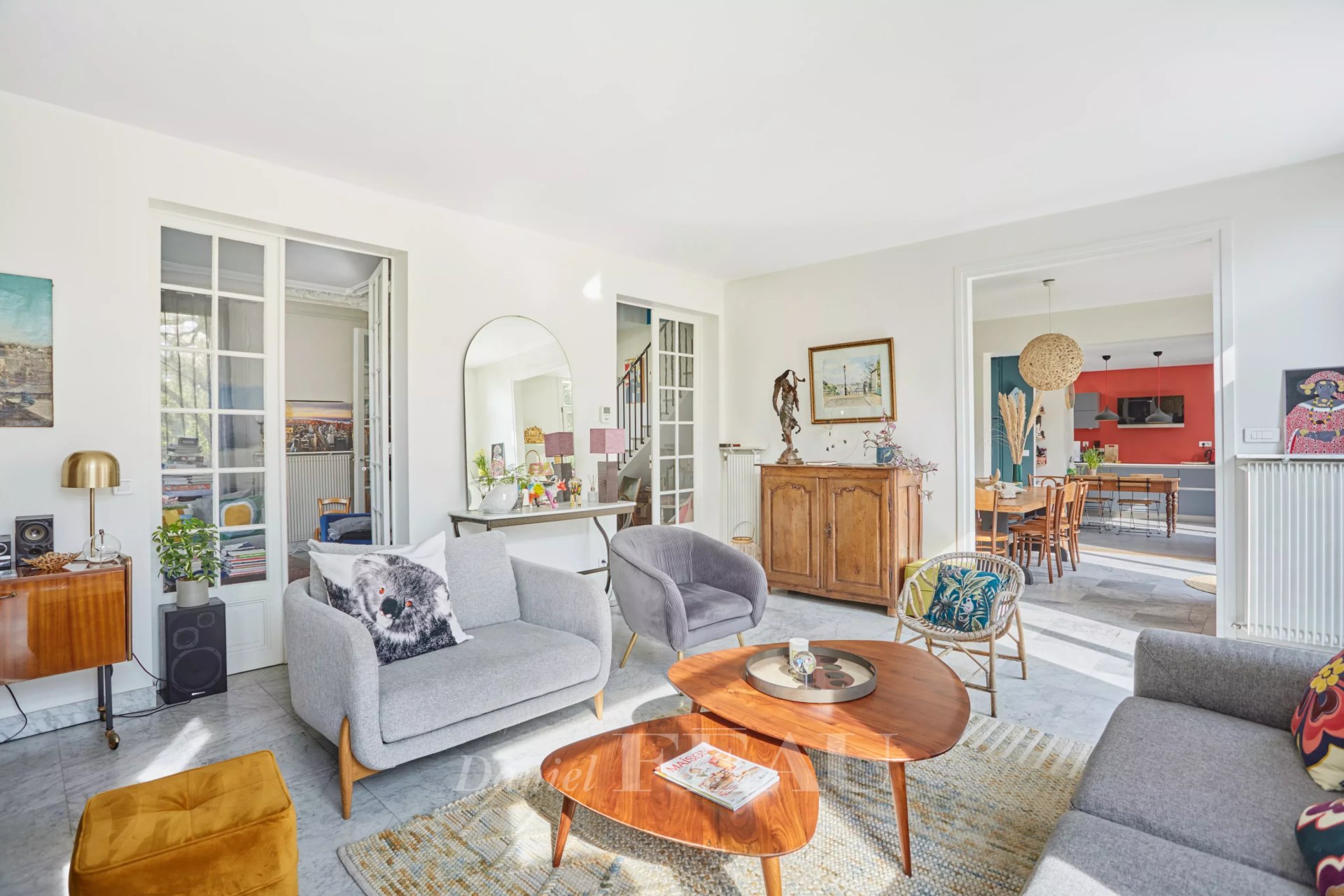 6 Bedroom Villa/Townhouse's Image 8