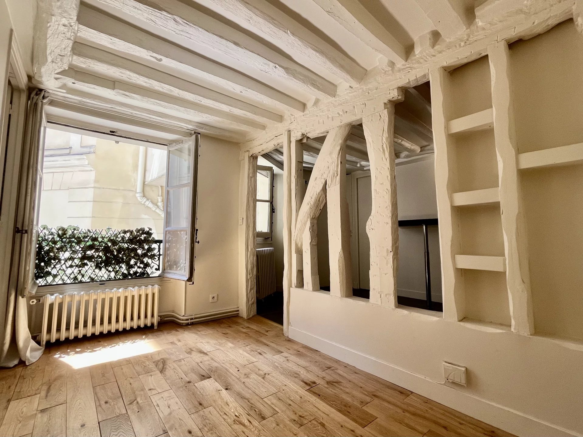 Agence immobilière de Un Appartement À Paris