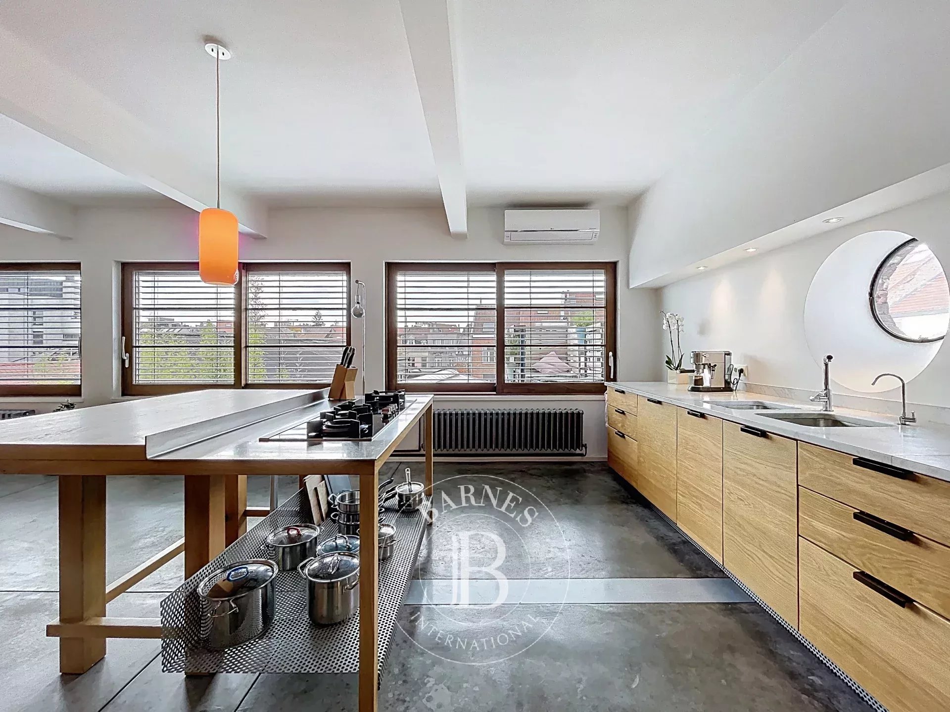 Ixelles- Bright, atypical loft on the top floor - New York spirit guaranteed