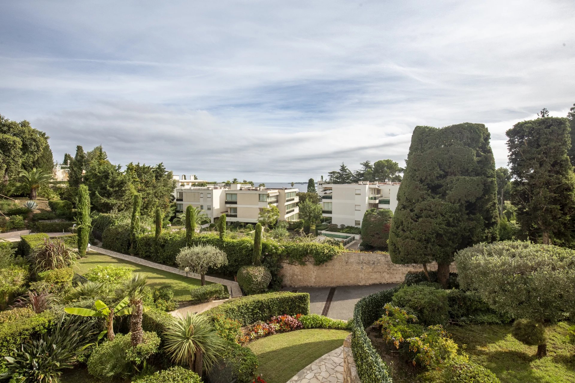  Image of Apartment - 3 Bedrooms - 3 Bathrooms for Sale in Alpes-Maritimes-Cannes-France, Image 7