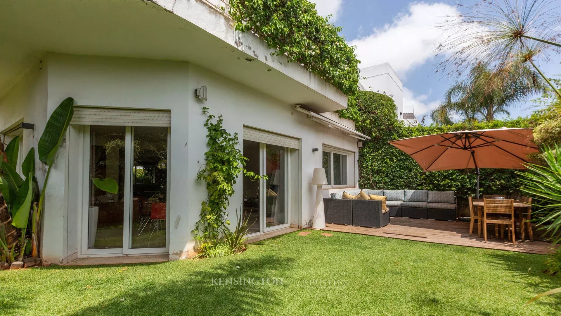 4 Bedroom Villa/Townhouse's Image 15