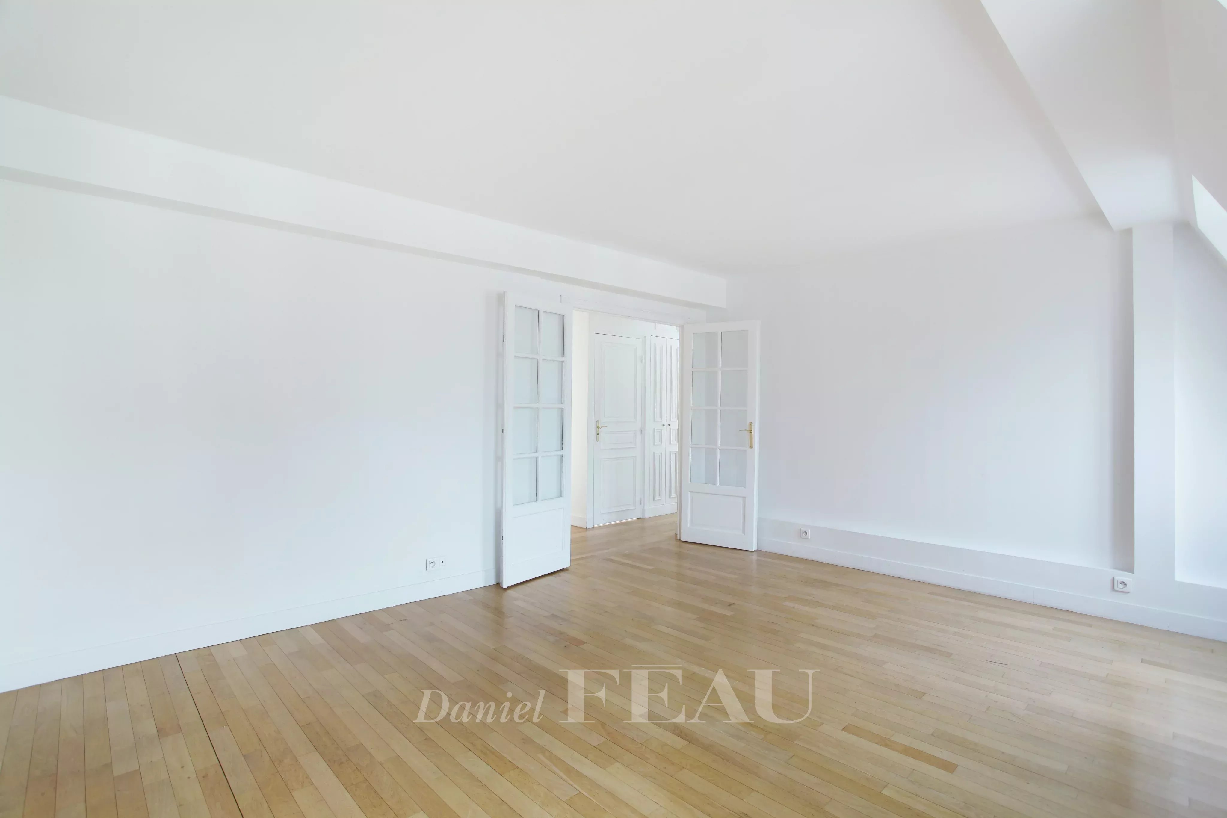 Location Appartement Paris 6ème