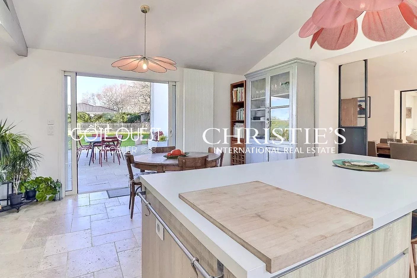 4 Bedroom Villa/Townhouse's Image 6