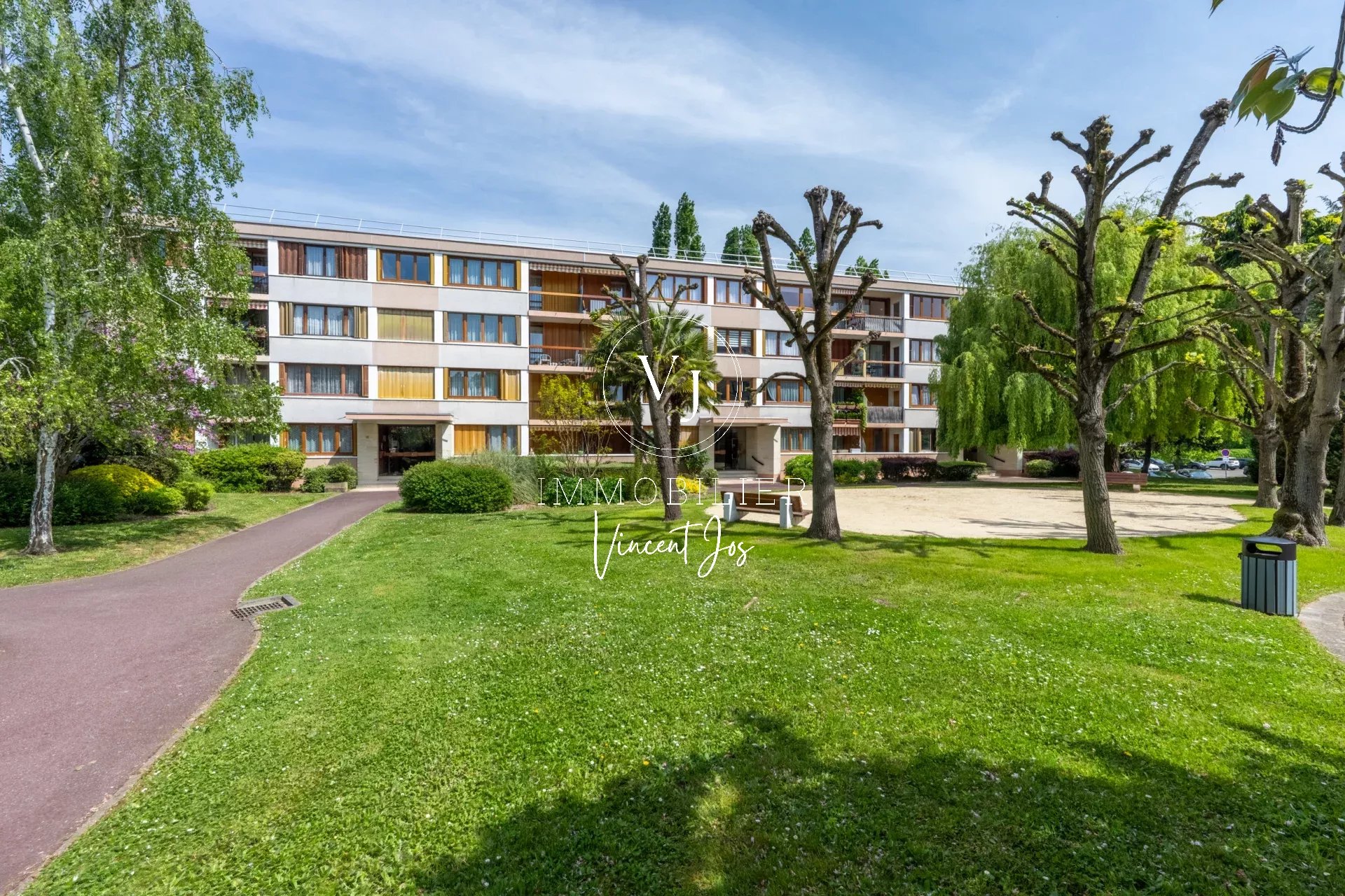 Agence immobilière de 