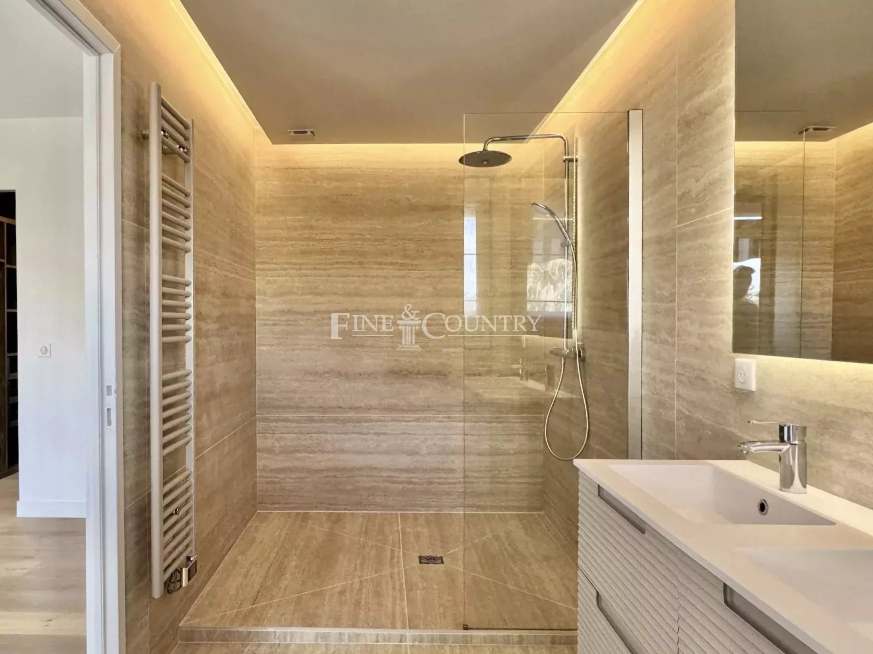 Photo of Apartment for sale in Cannes