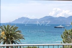 Cannes - Croisette - 2 bedrooms apartment — photo 6 of 7