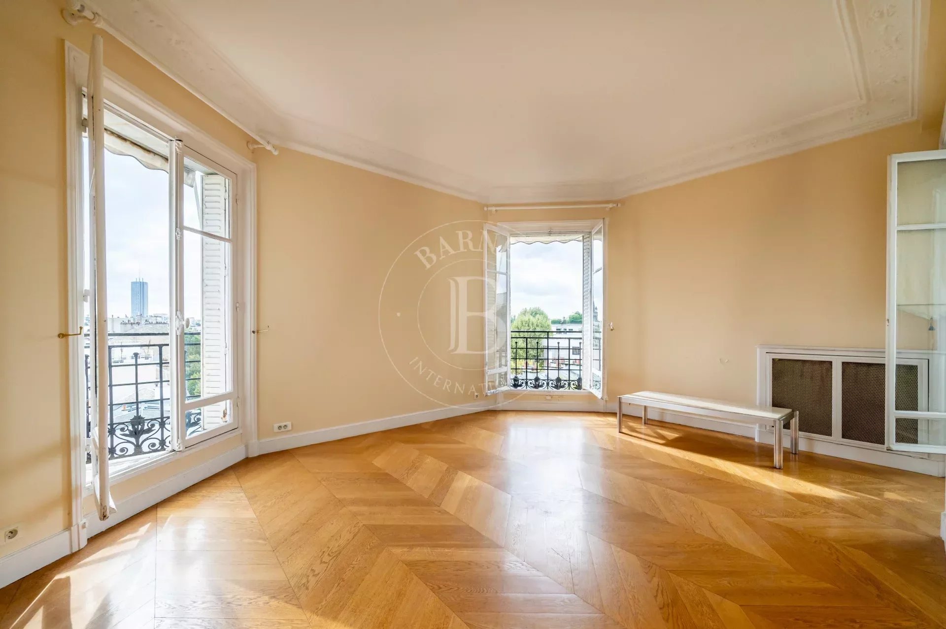 Neuilly - Chézy - Perronet - Triplex apartment on top floors - Terraces