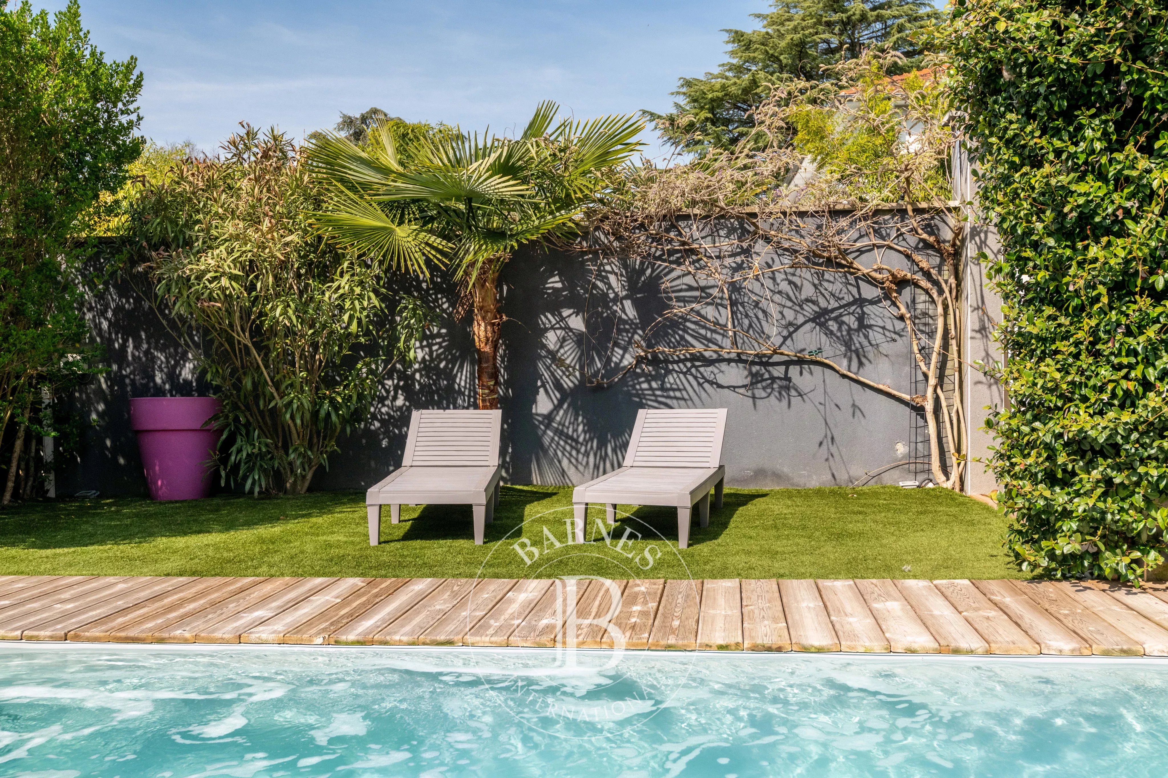 Maison Tassin-la-Demi-Lune  -  ref 86831869 (picture 2)