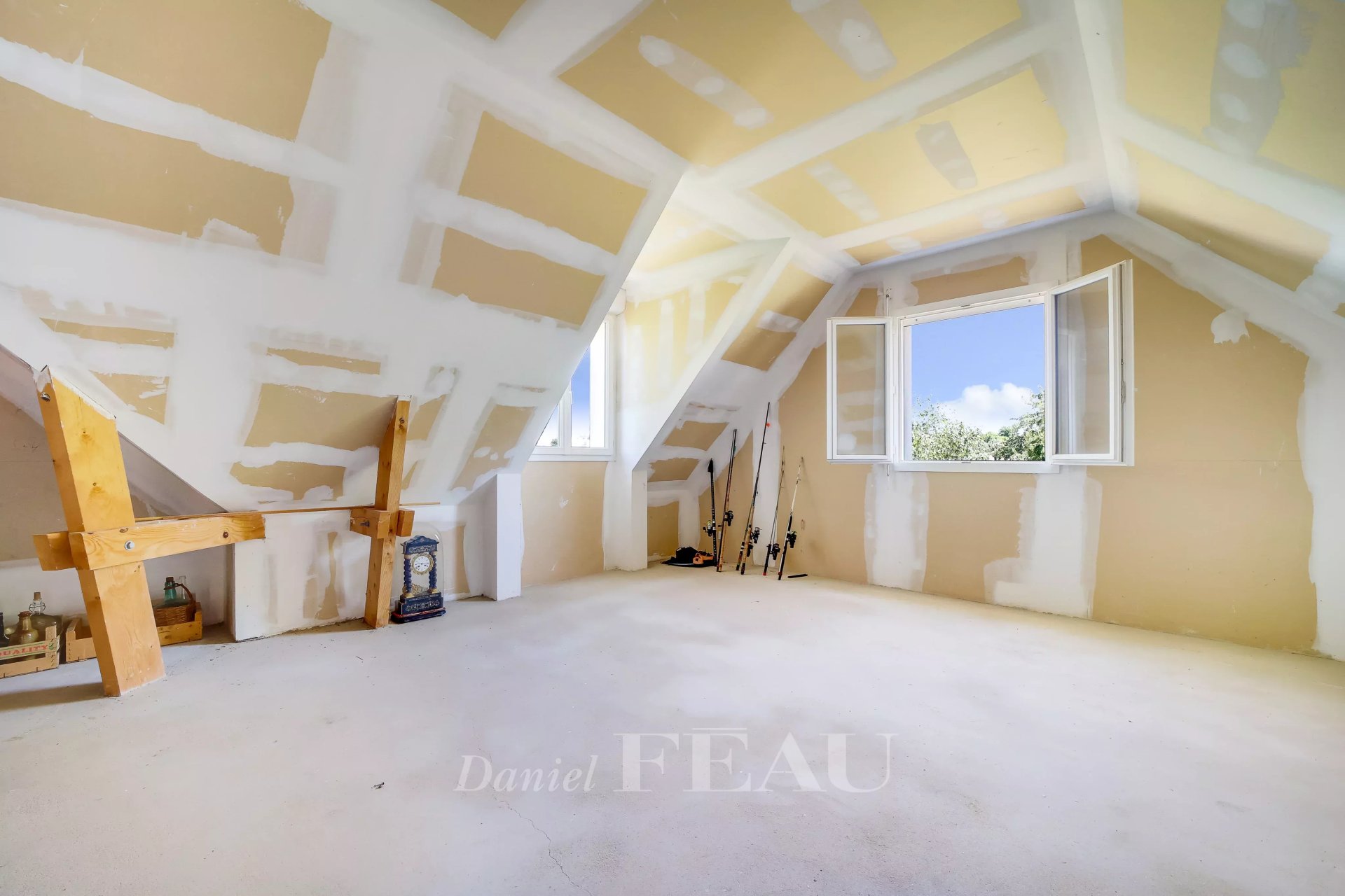 5 Bedroom Villa/Townhouse's Image 6